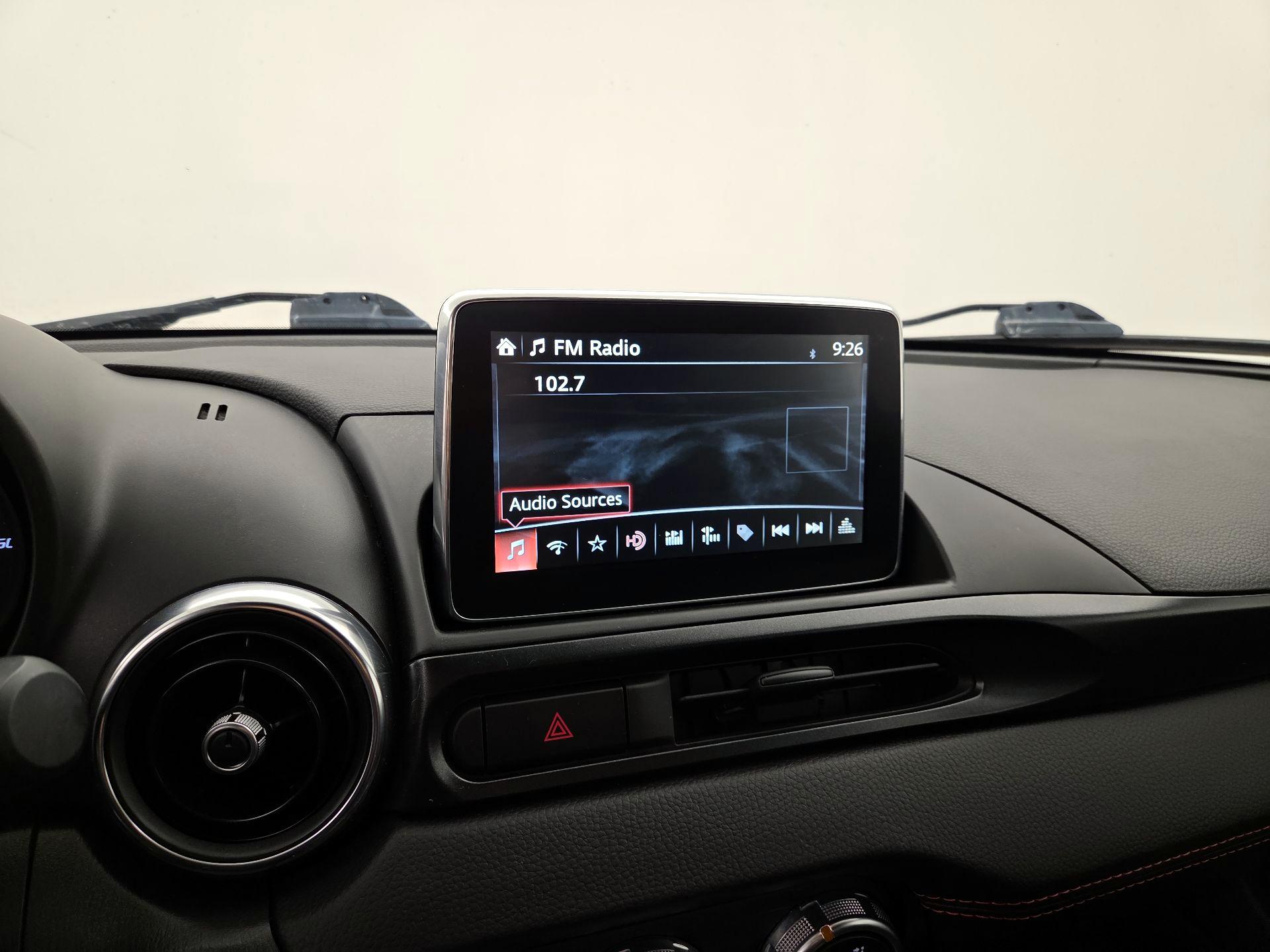 Thumbnail: 2017 Fiat 124 Spider - 15