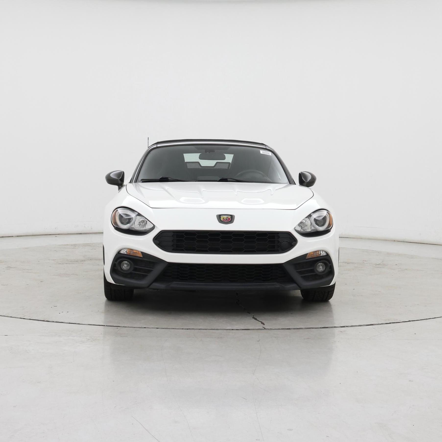Thumbnail: 2017 Fiat 124 Spider - 5