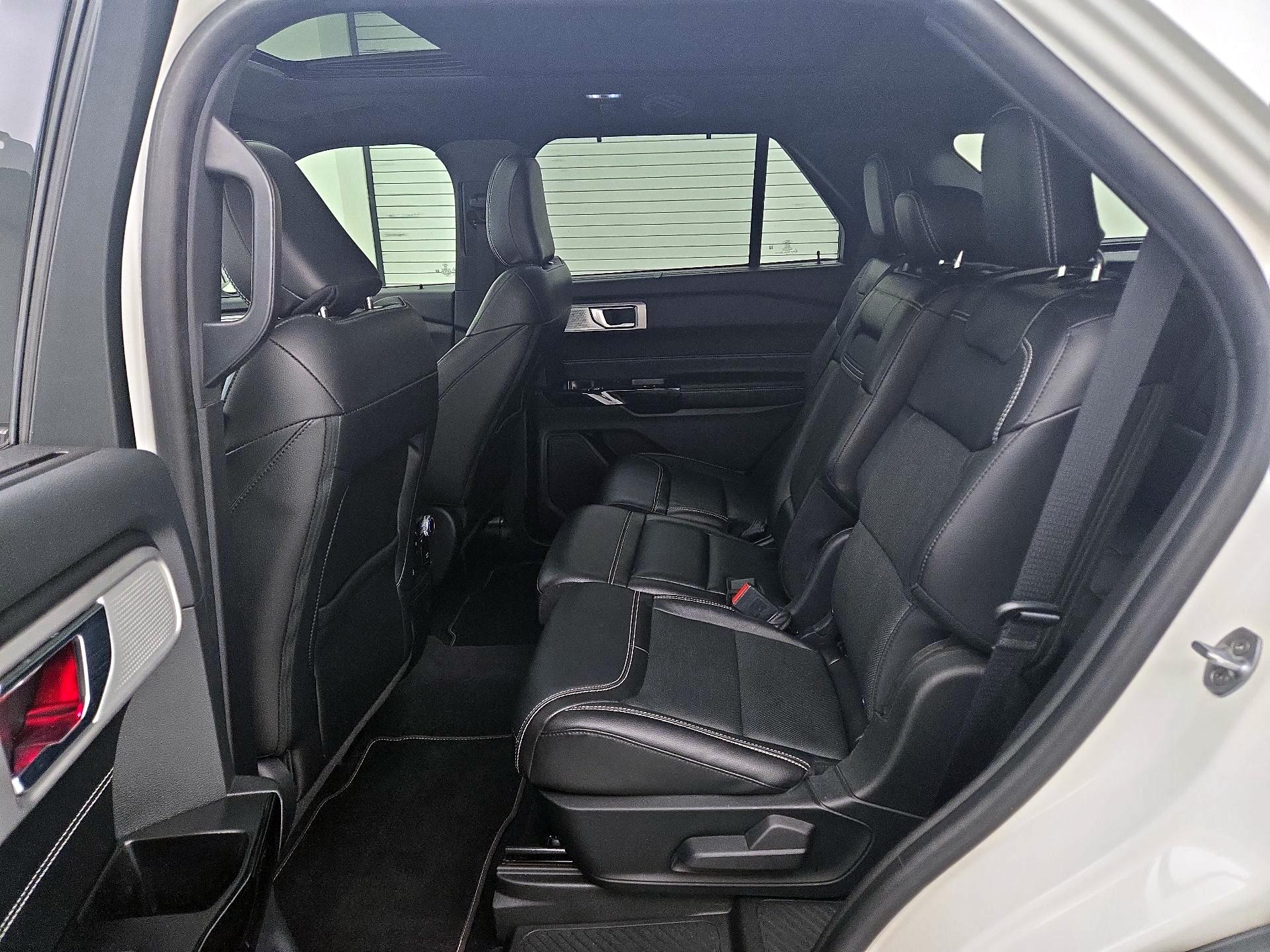 Thumbnail: 2022 Ford Explorer - 20