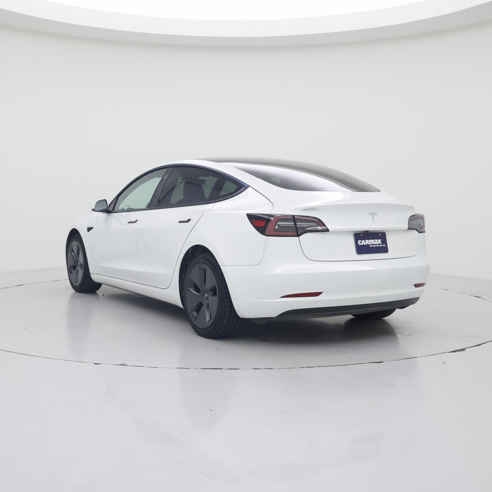 Thumbnail: 2023 Tesla Model 3 - 2