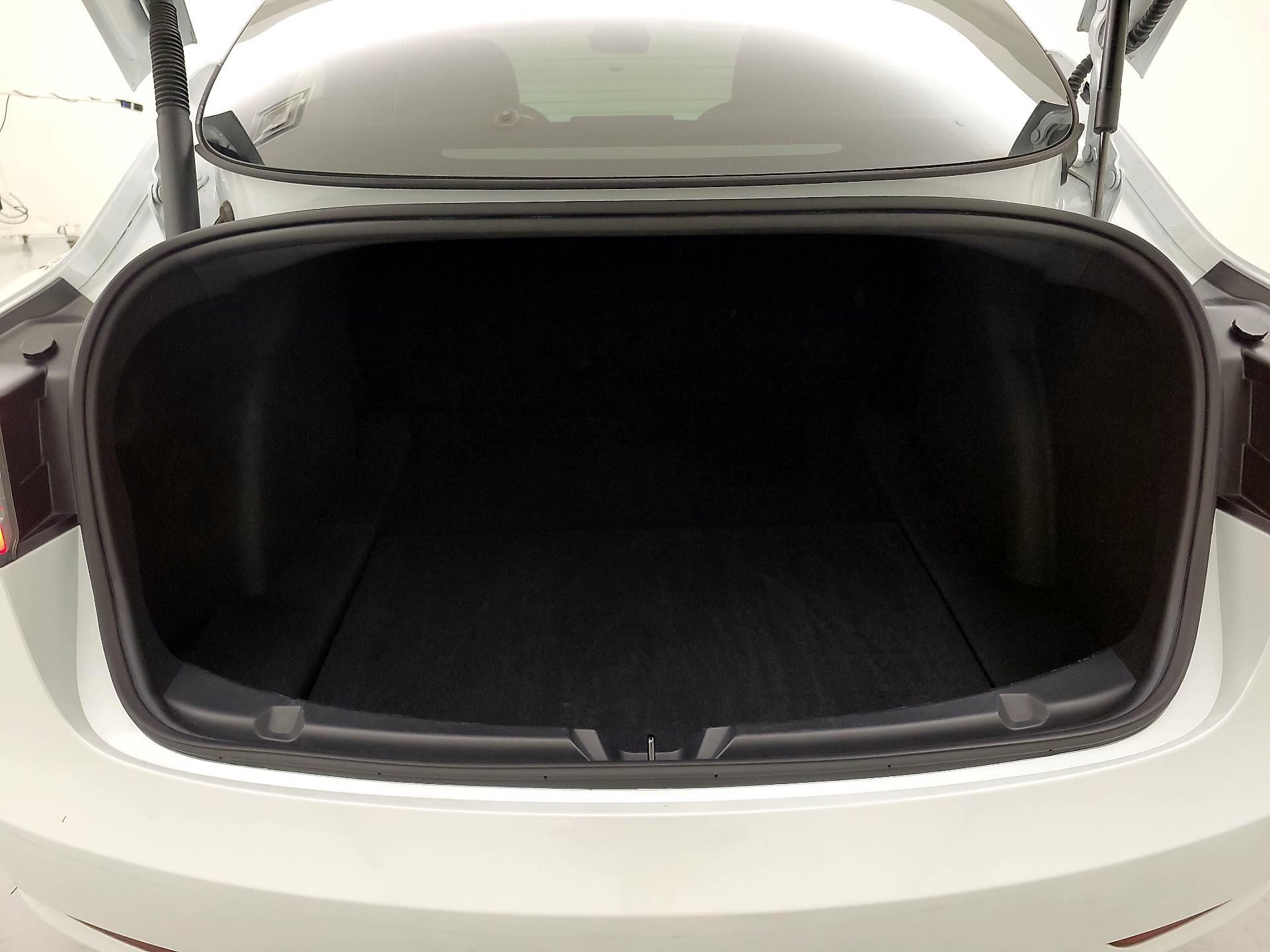 Thumbnail: 2023 Tesla Model 3 - 20