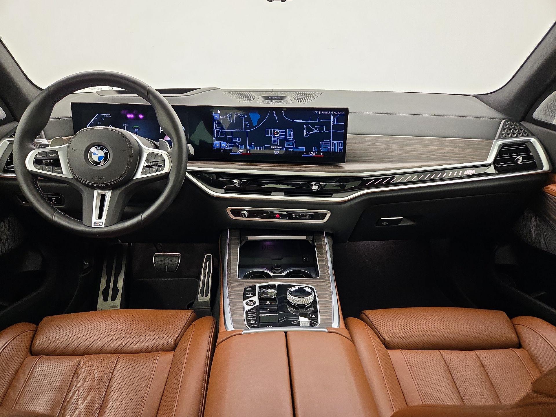 Thumbnail: 2023 BMW X7 - 9