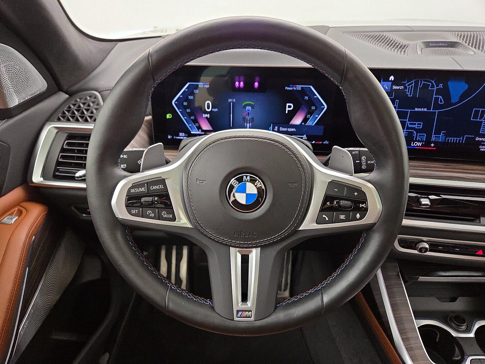 Thumbnail: 2023 BMW X7 - 10