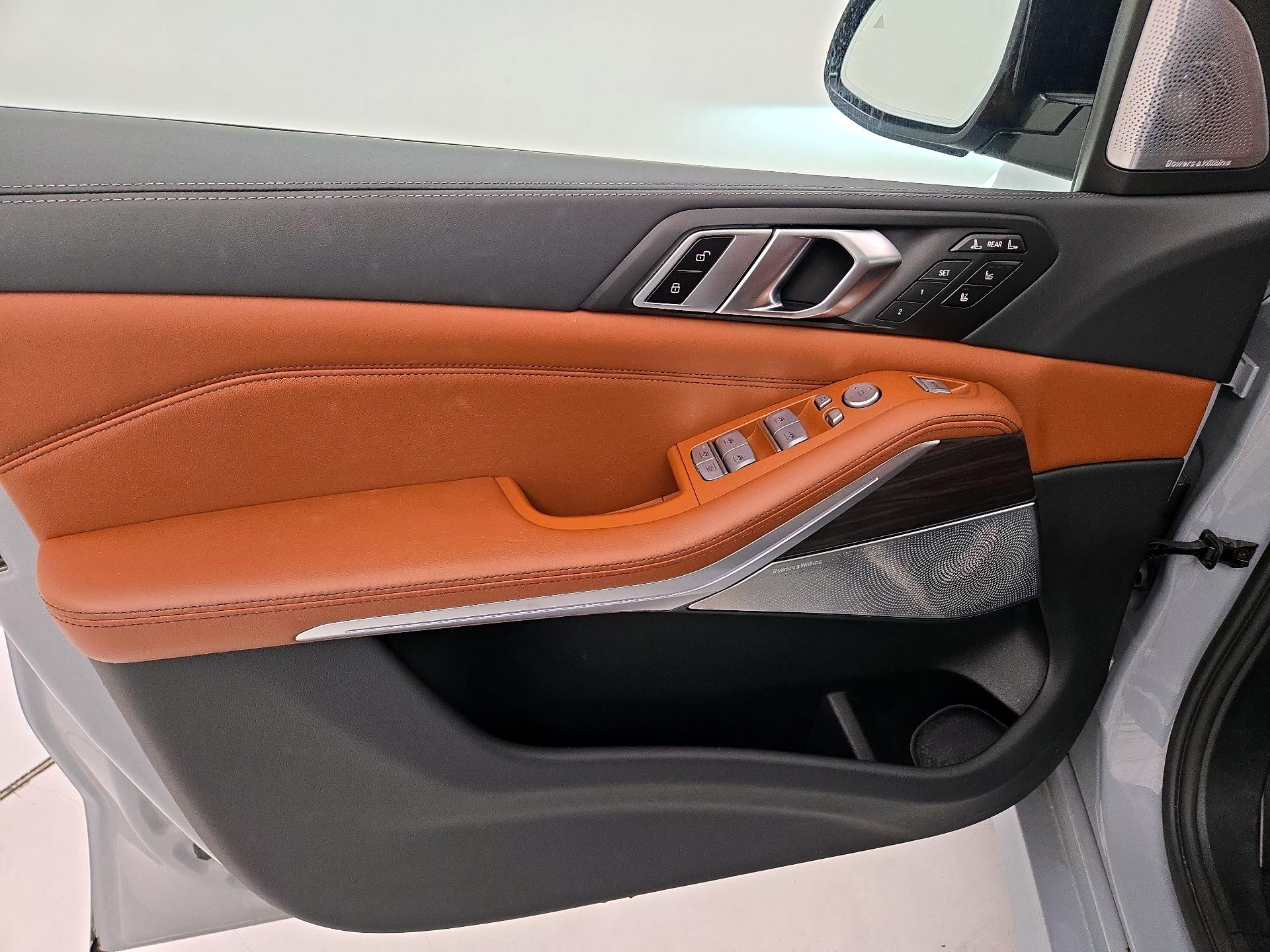 Thumbnail: 2023 BMW X7 - 12