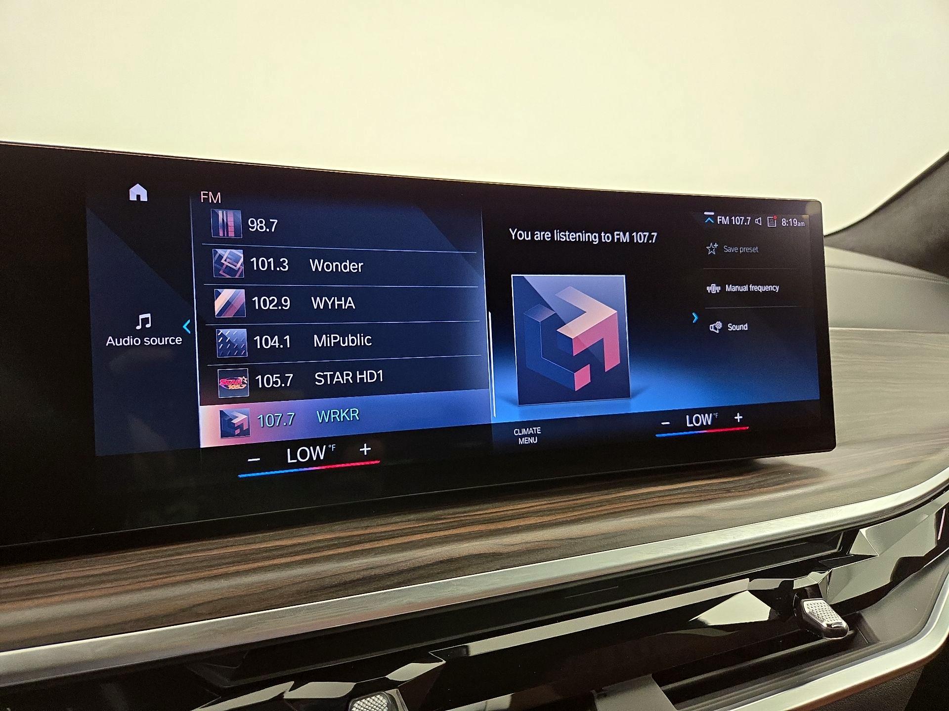 Thumbnail: 2023 BMW X7 - 16