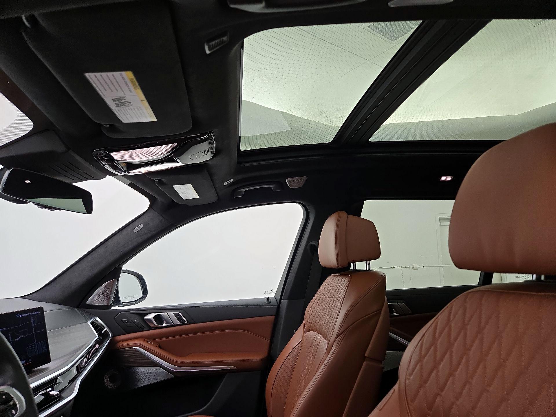 Thumbnail: 2023 BMW X7 - 20