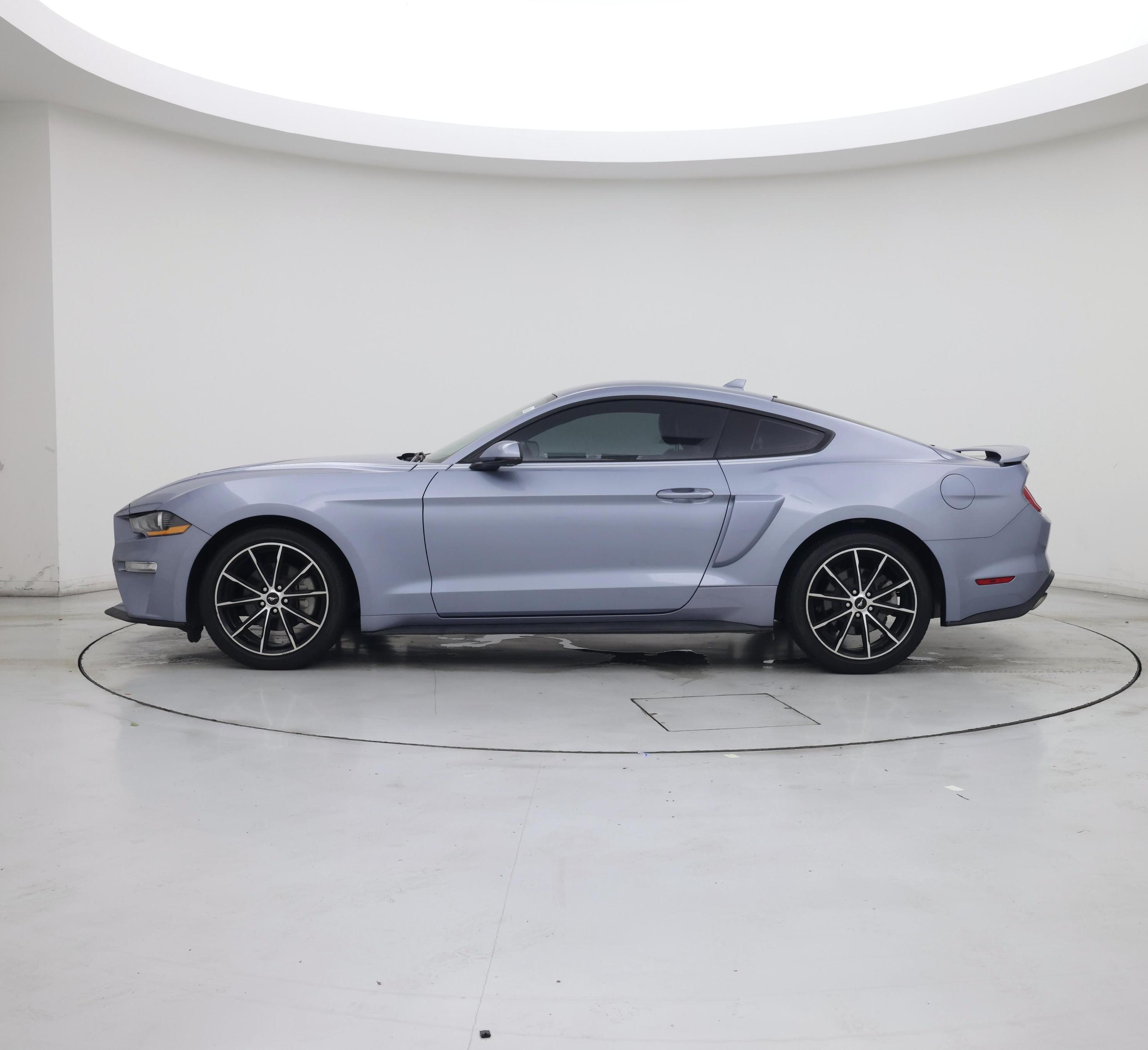 Thumbnail: 2022 Ford Mustang - 3