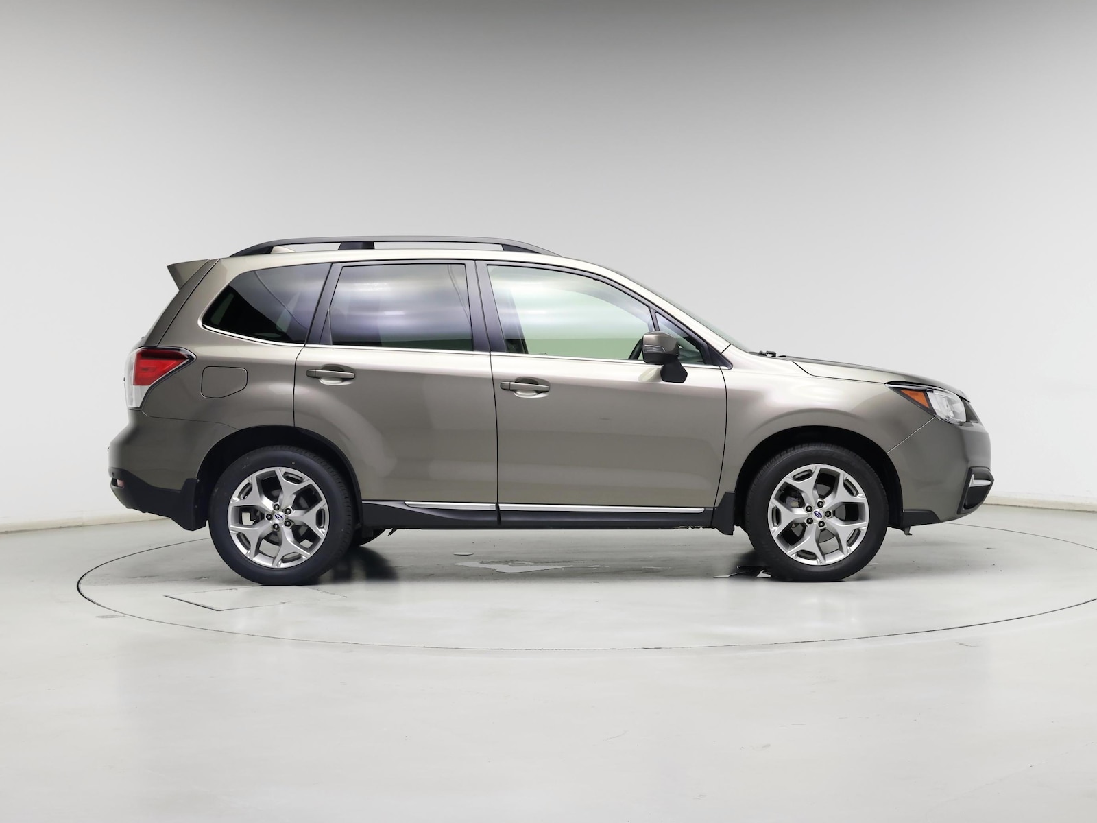 2017 Subaru Forester Touring - Photo 8