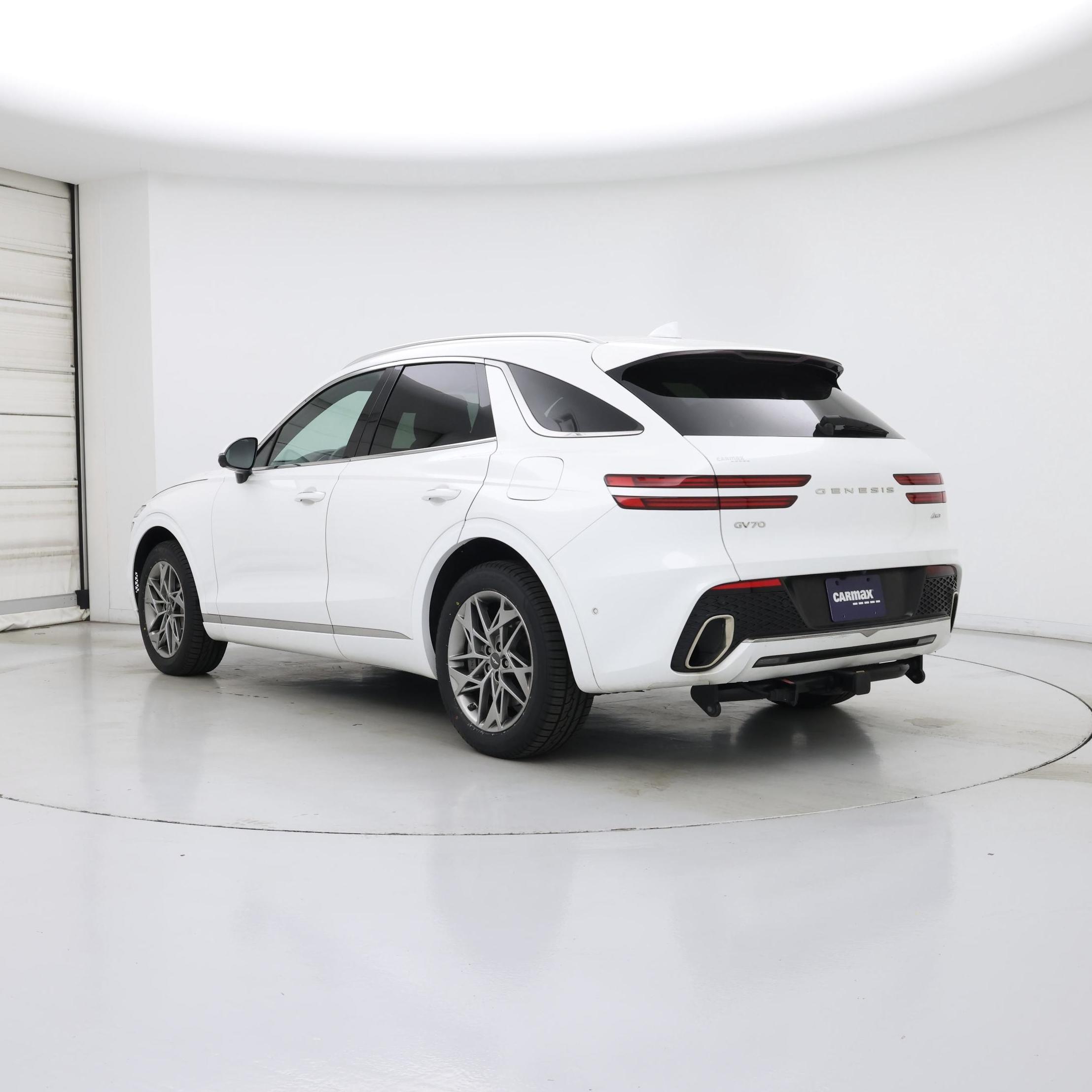 Thumbnail: 2023 Genesis GV70 - 2