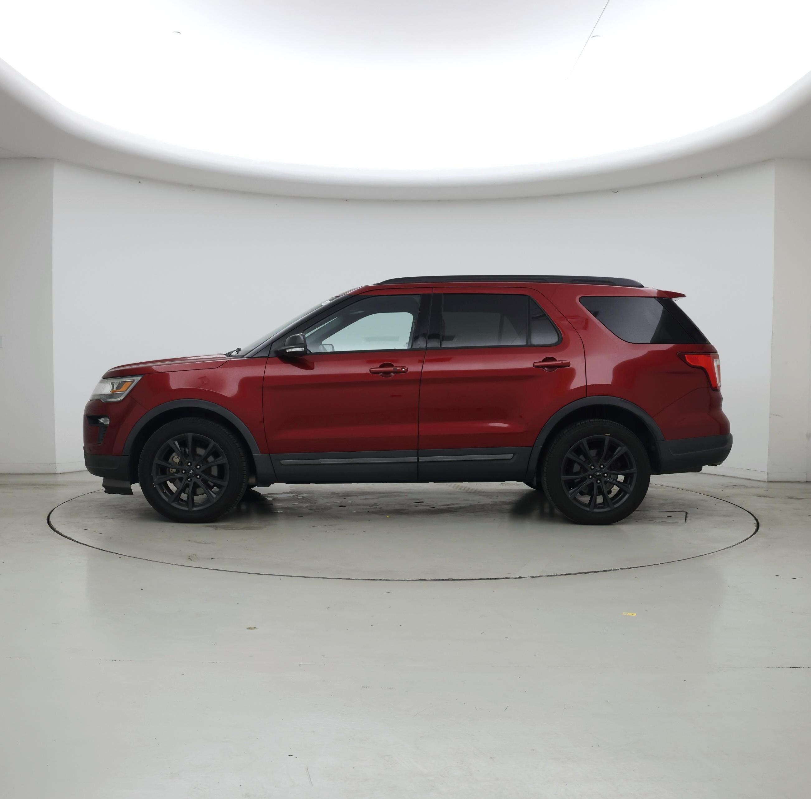 Thumbnail: 2018 Ford Explorer - 3