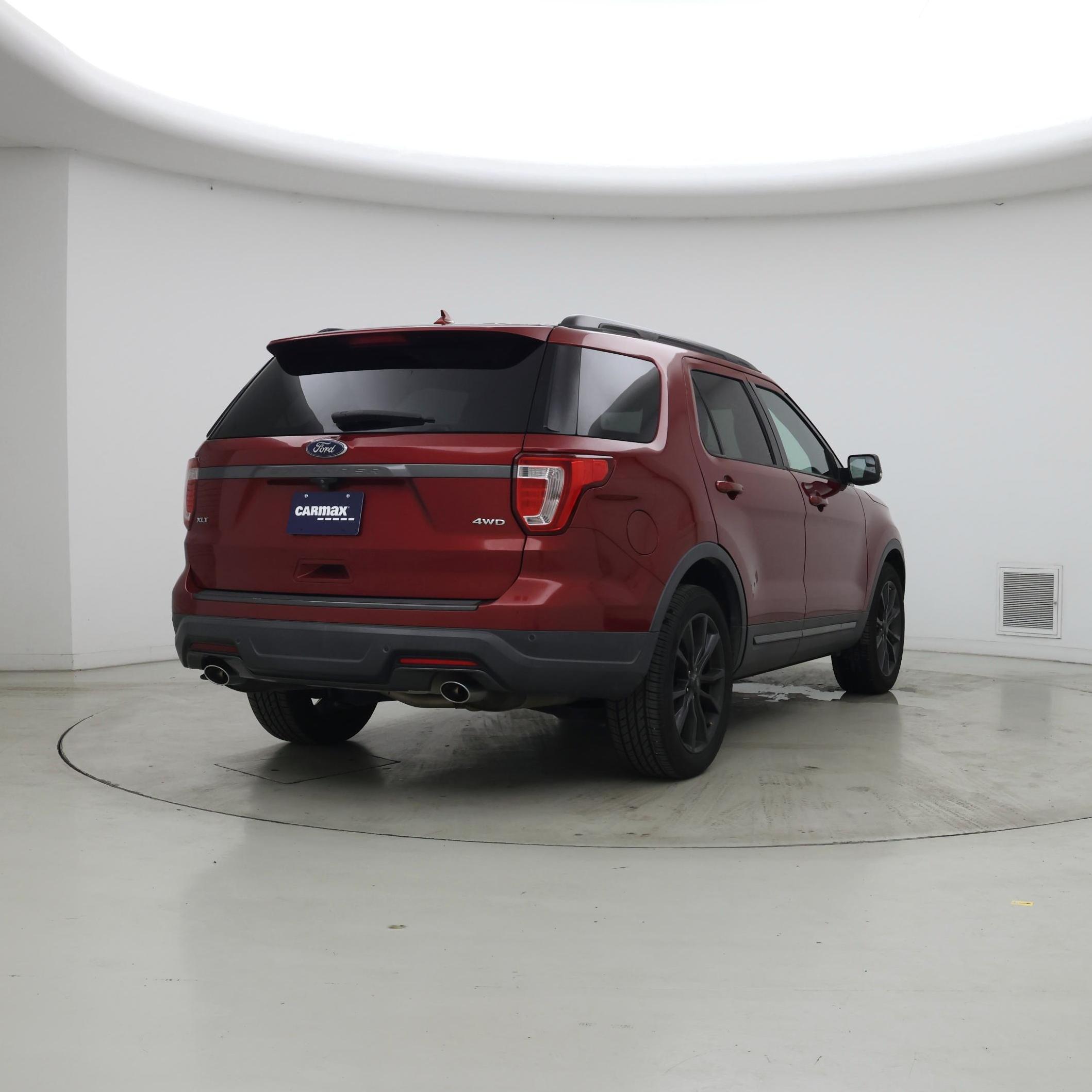 Thumbnail: 2018 Ford Explorer - 8