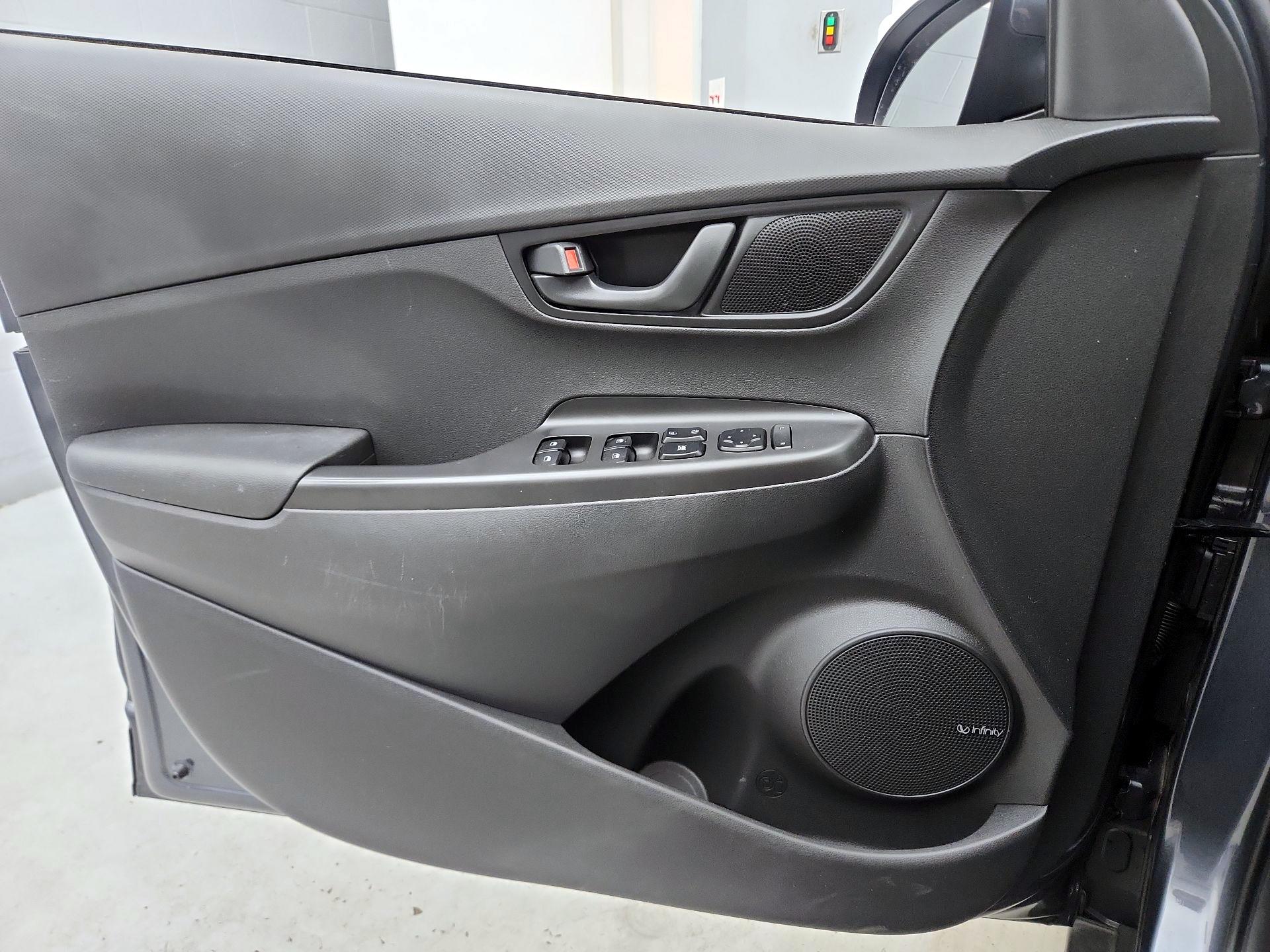 Thumbnail: 2021 Hyundai Kona - 12