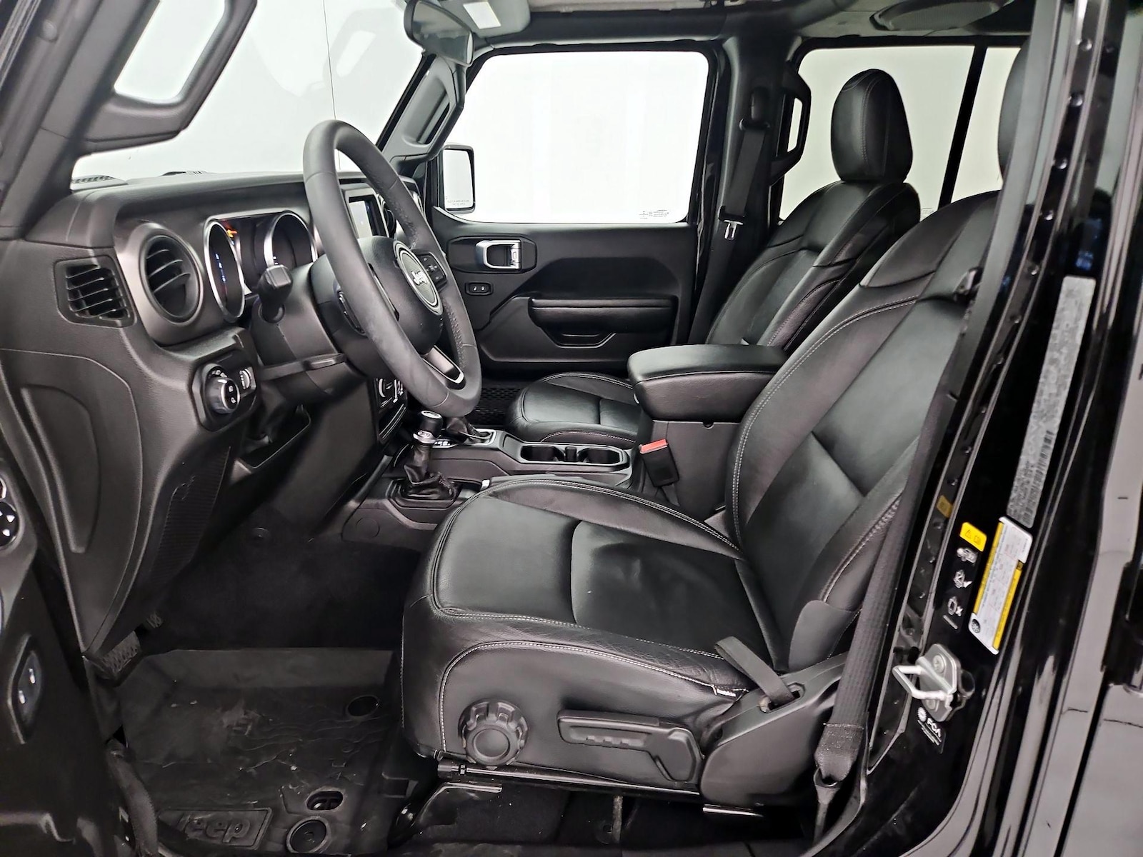 Leather Seats & Side Airbags