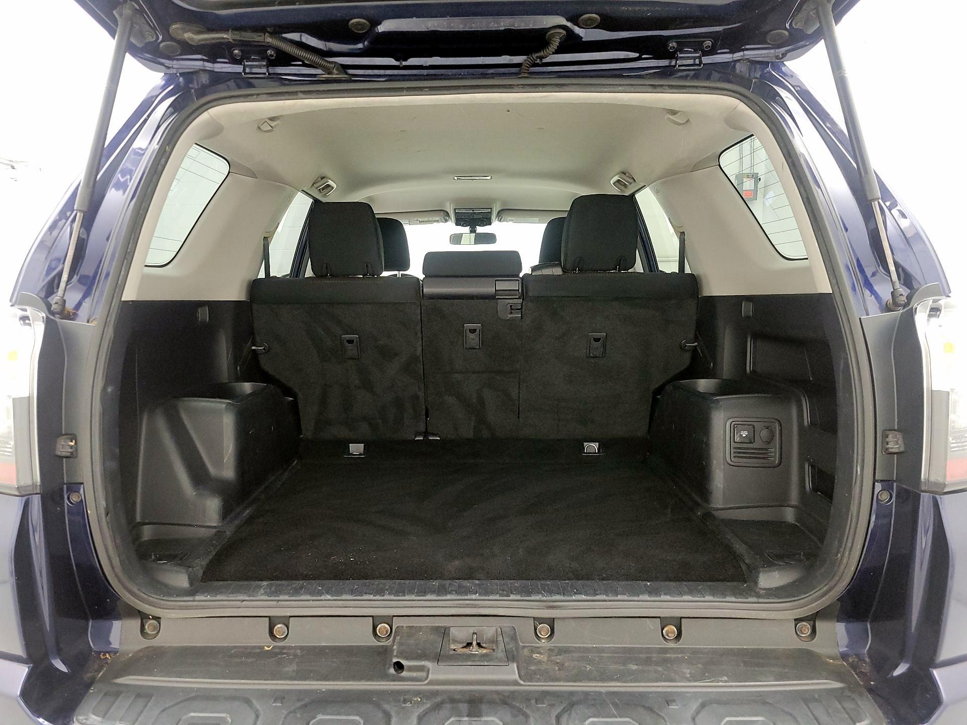 Thumbnail: 2015 Toyota 4Runner - 20
