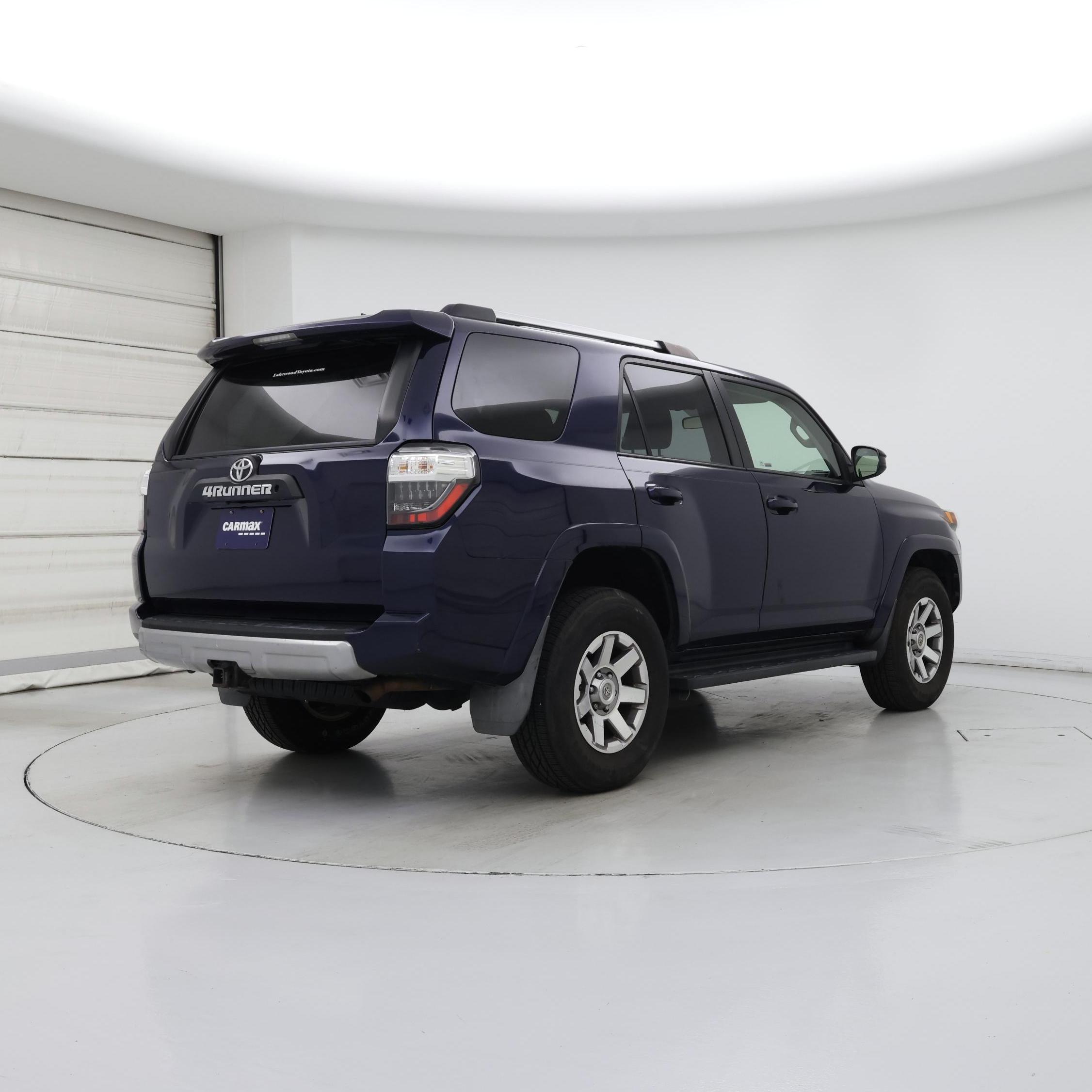 Thumbnail: 2015 Toyota 4Runner - 8
