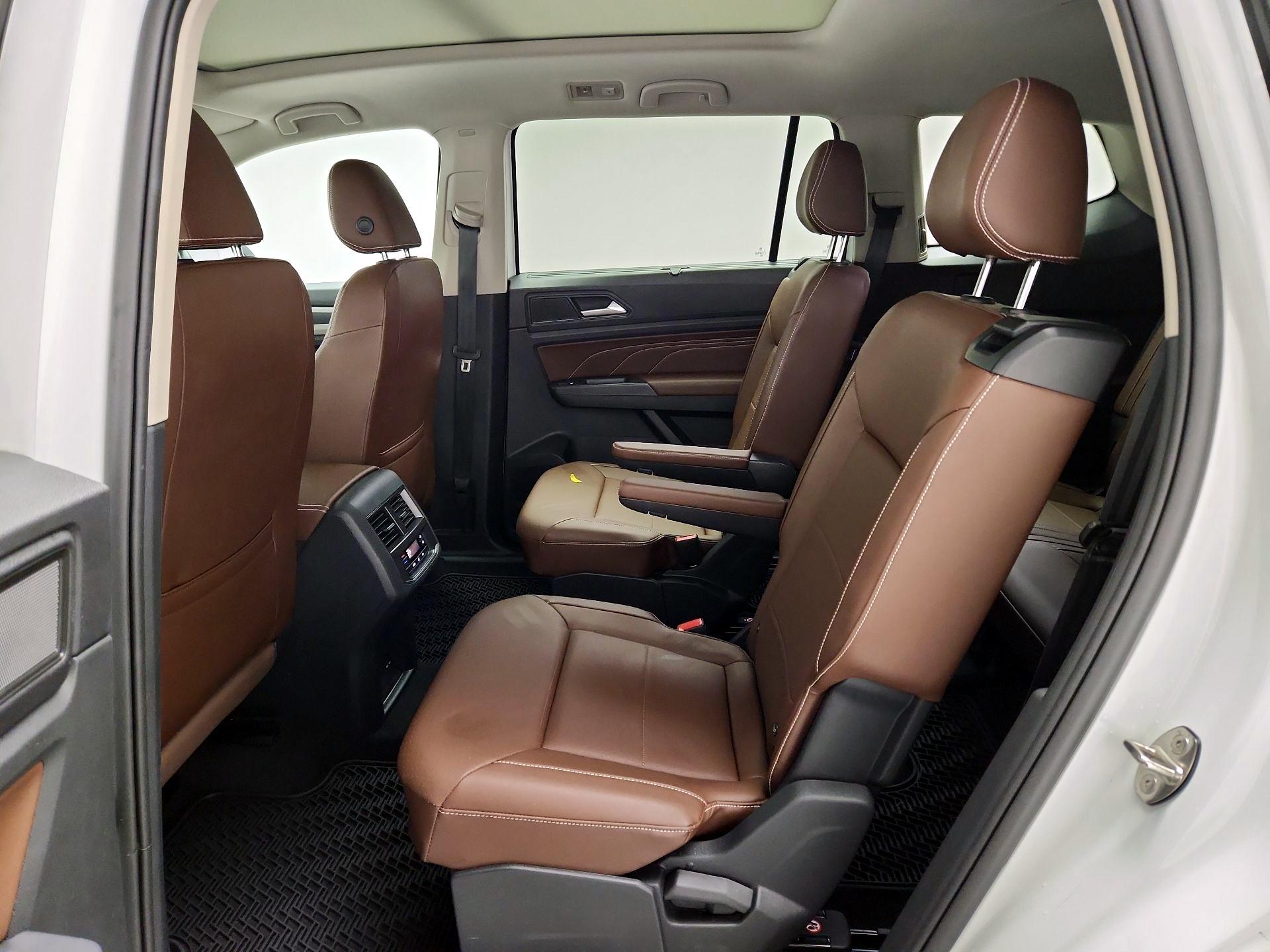 Thumbnail: 2021 Volkswagen Atlas - 20