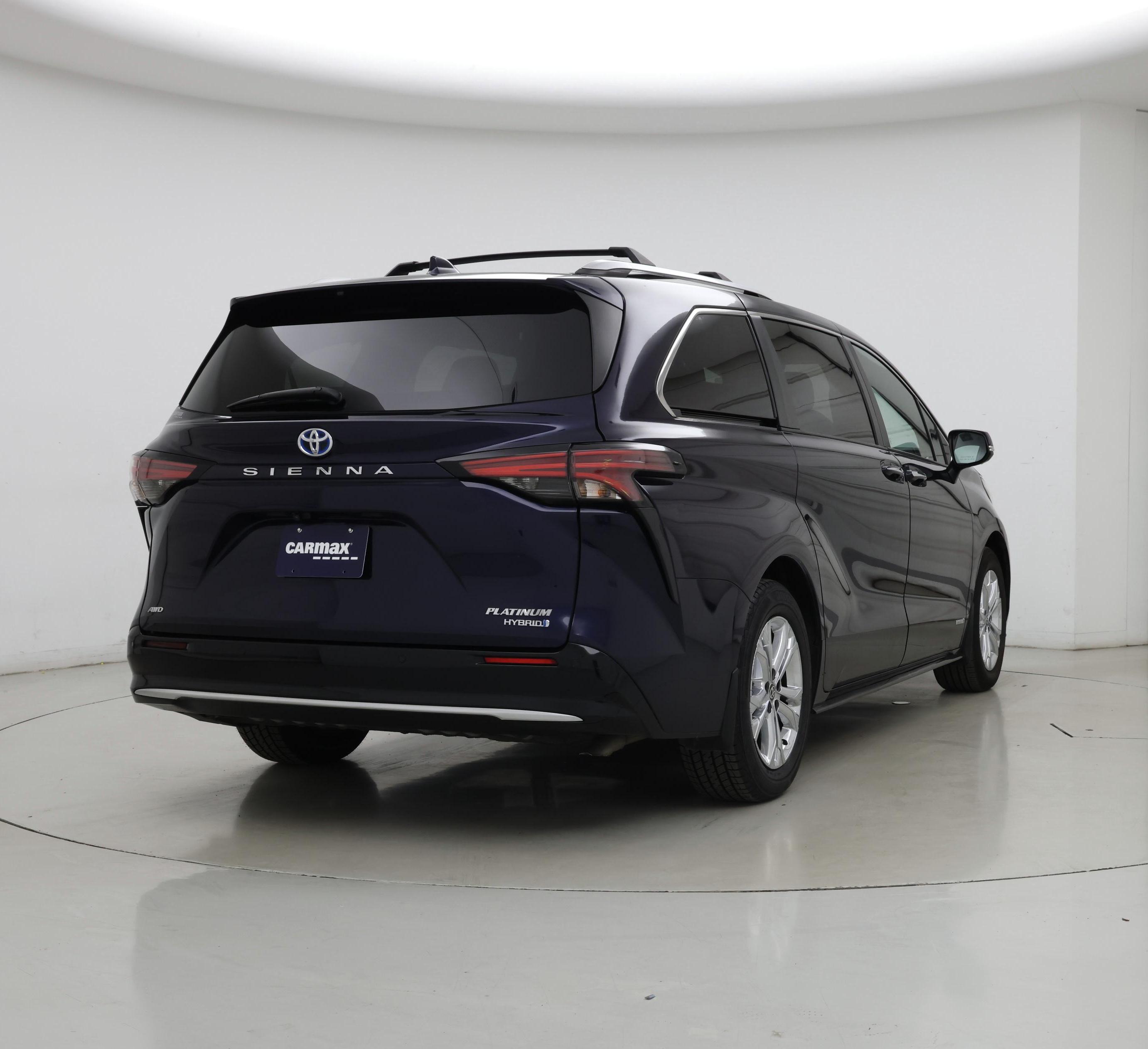 Thumbnail: 2021 Toyota Sienna - 8