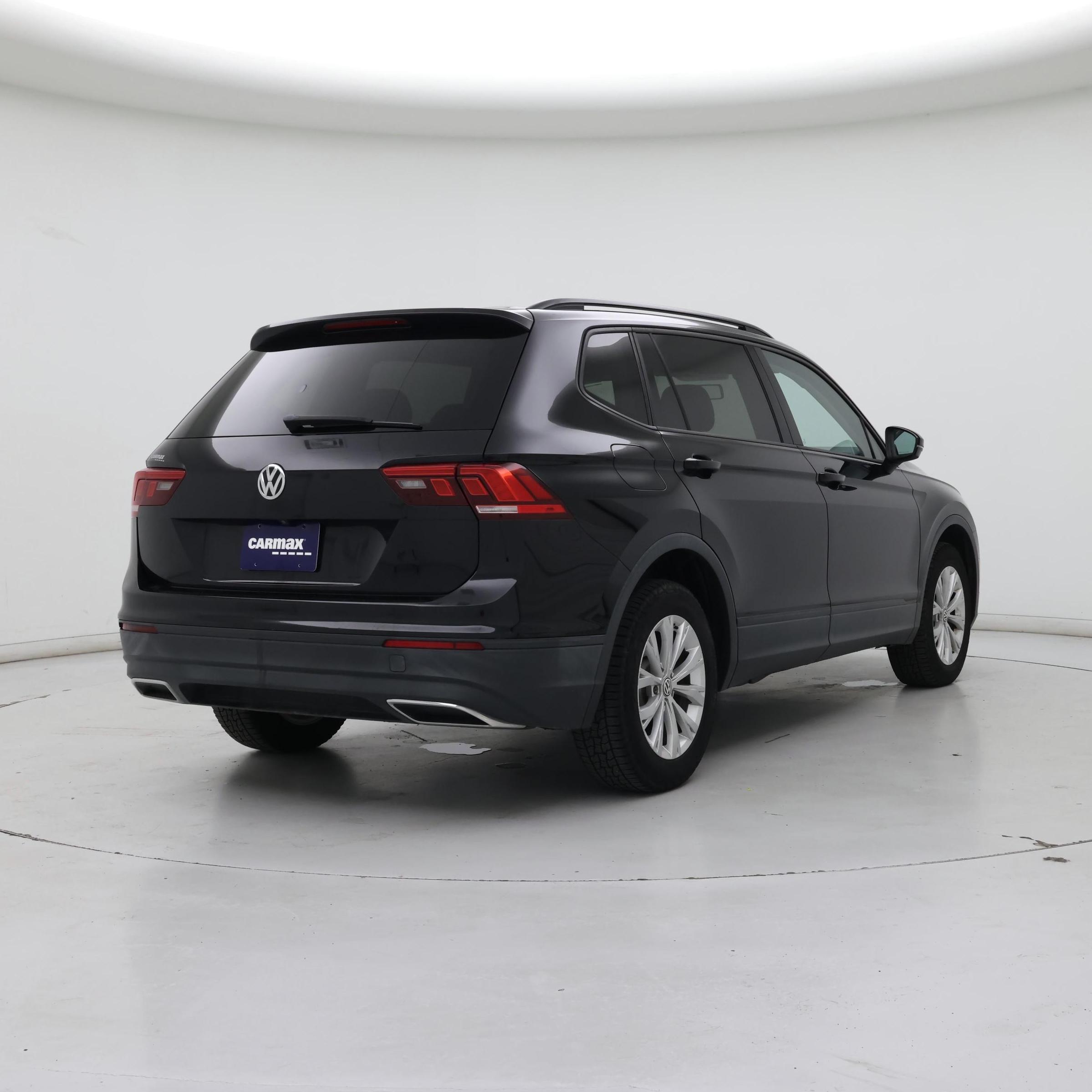 Thumbnail: 2018 Volkswagen Tiguan - 8