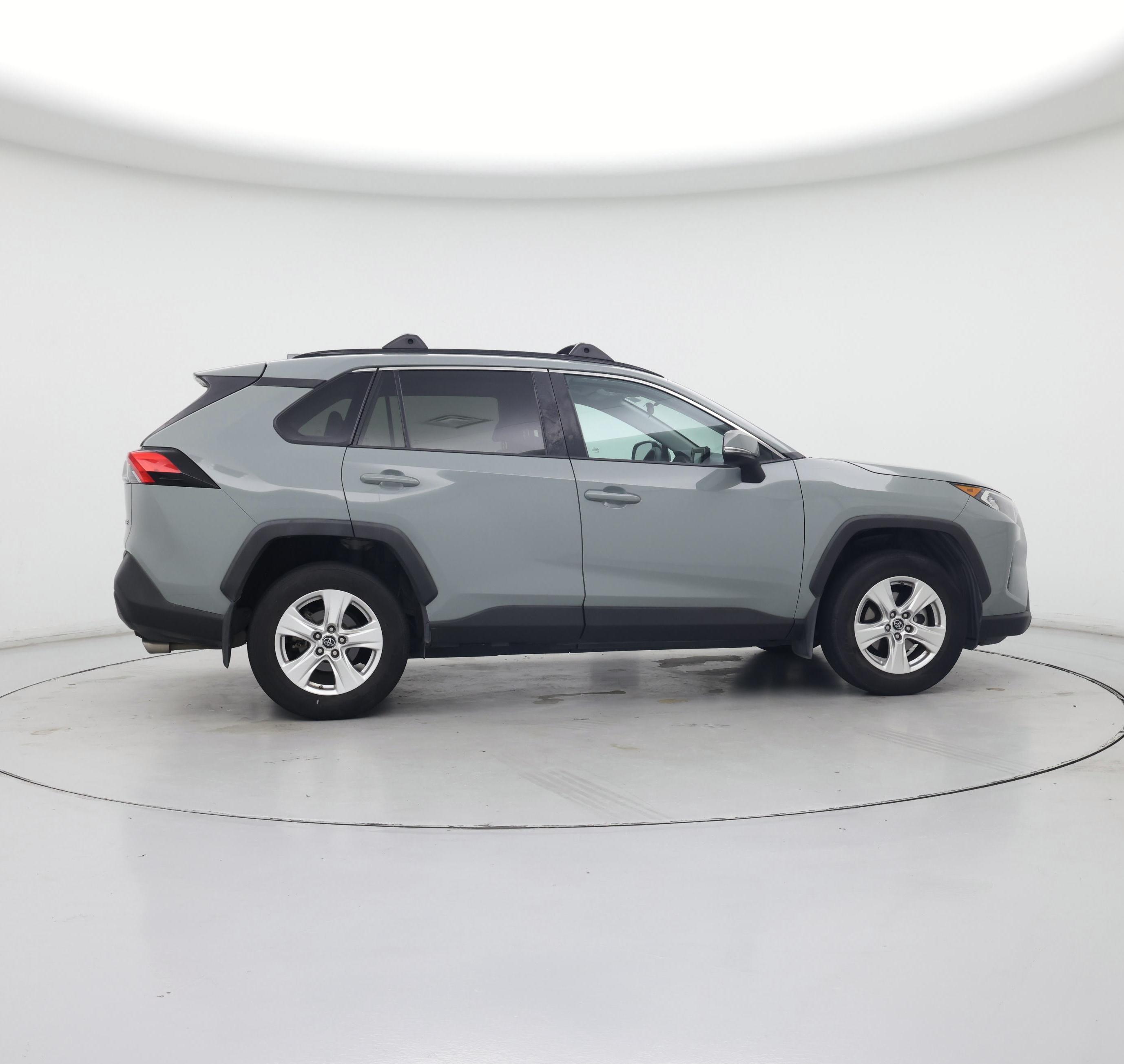 Thumbnail: 2019 Toyota RAV4 - 7