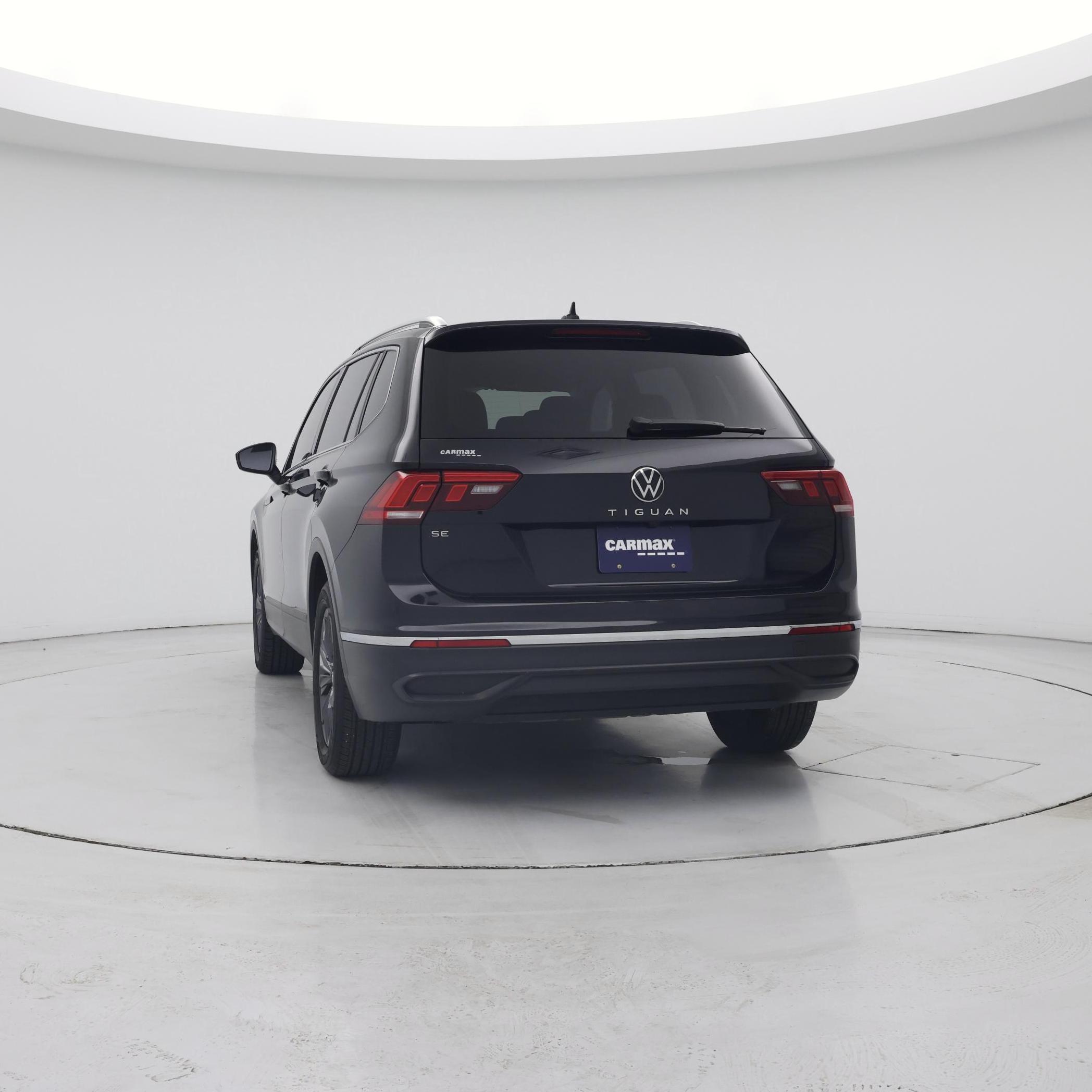 Thumbnail: 2023 Volkswagen Tiguan - 6