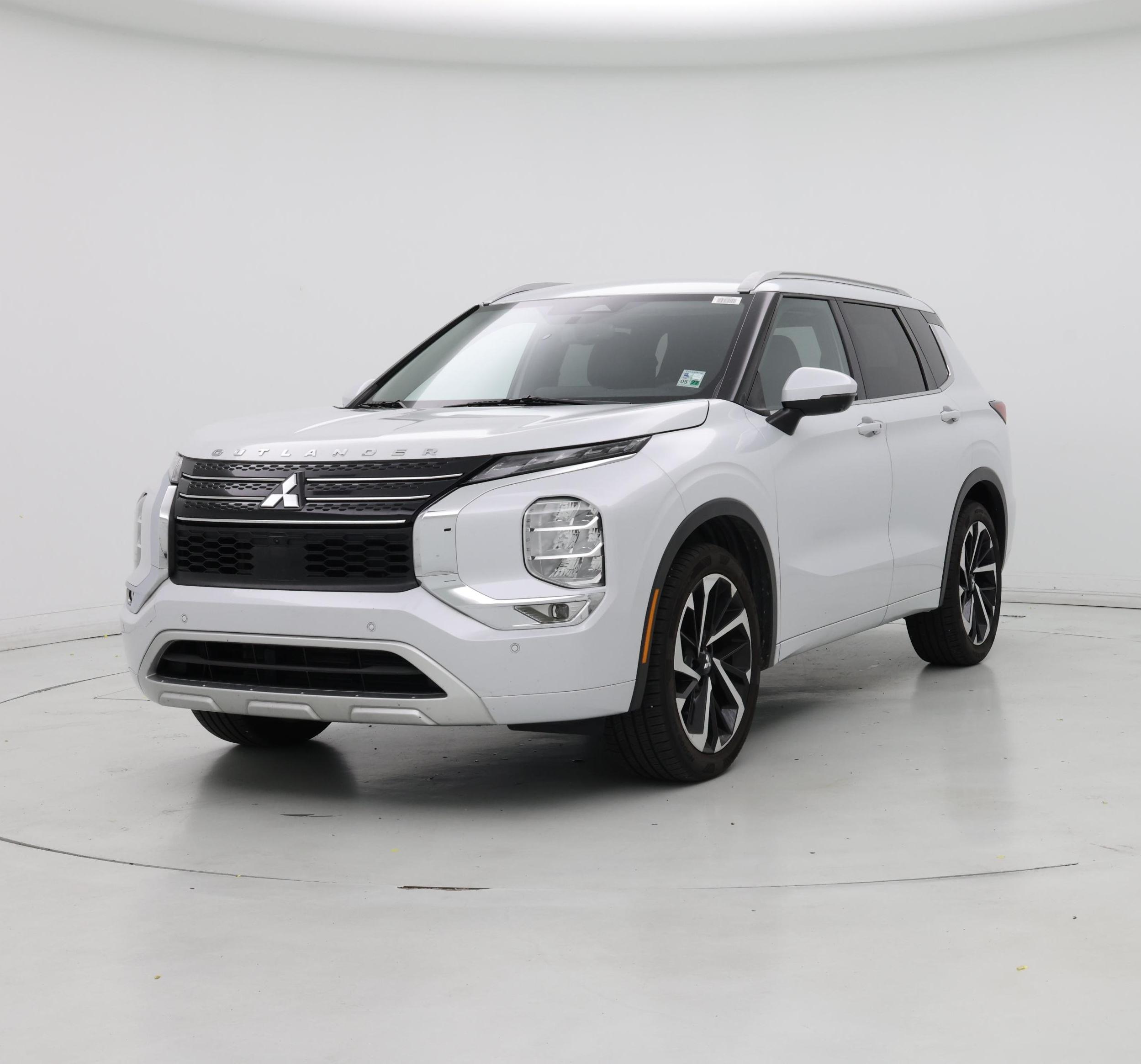 Thumbnail: 2022 Mitsubishi Outlander - 4
