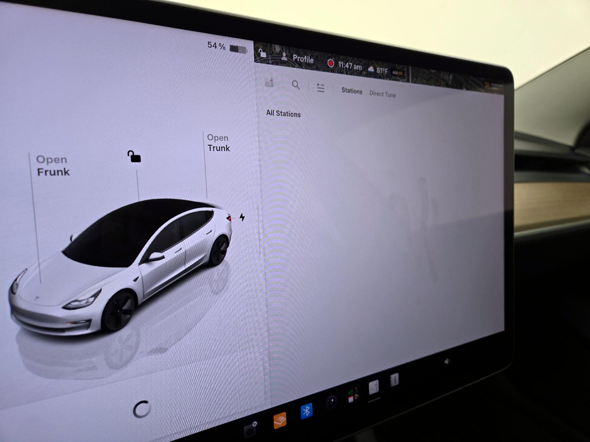 Thumbnail: 2023 Tesla Model 3 - 15