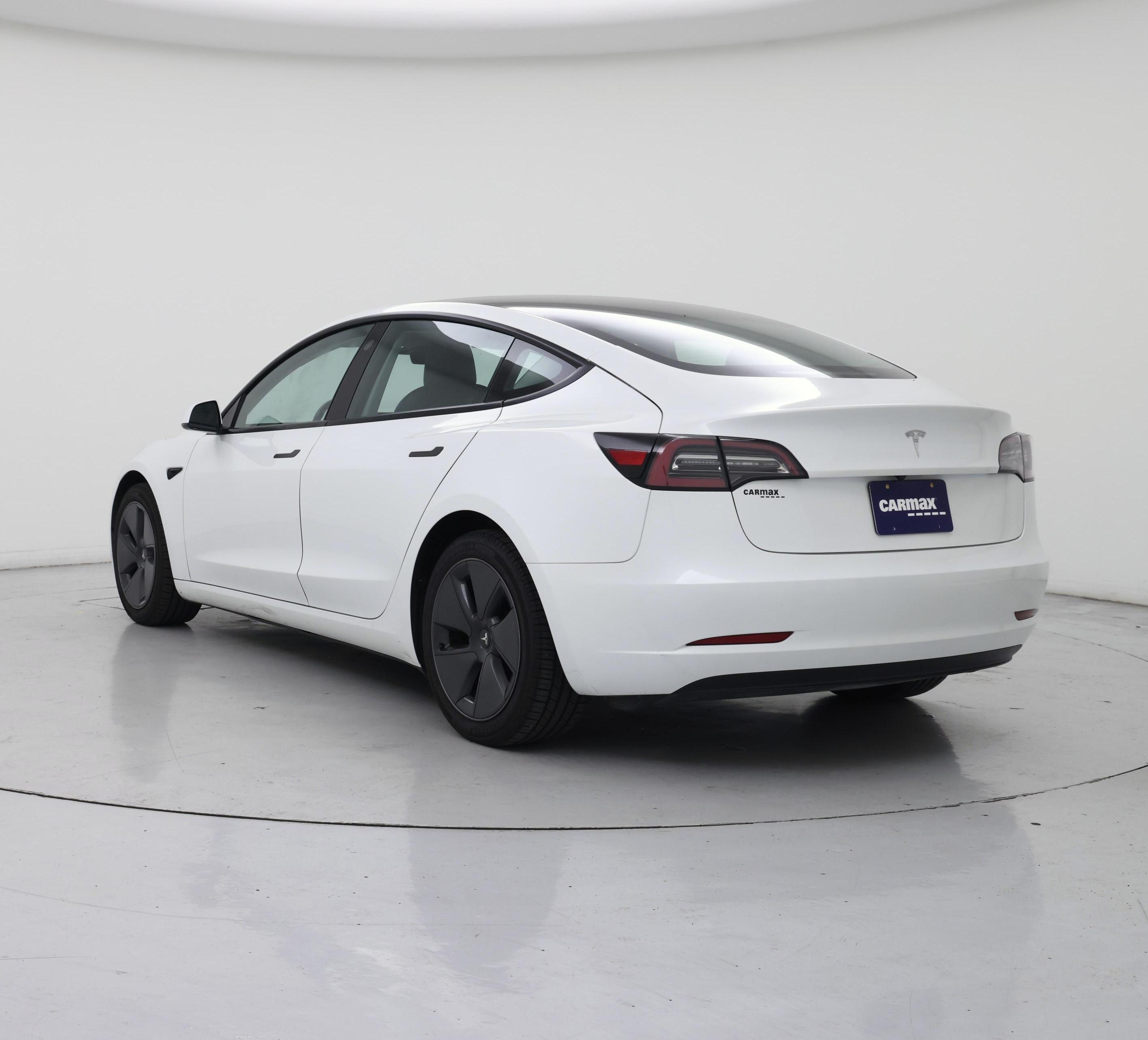 Thumbnail: 2023 Tesla Model 3 - 2