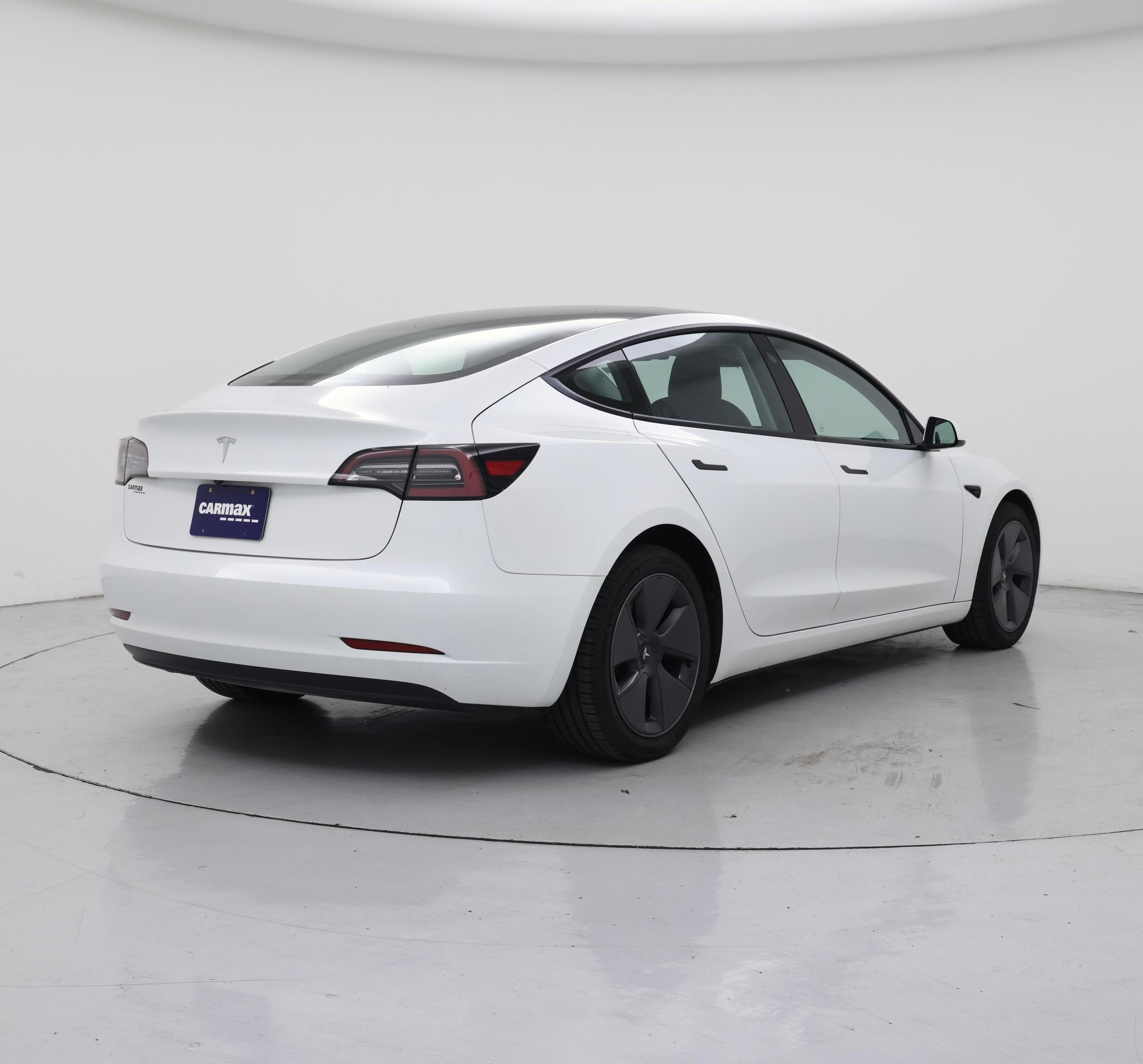 Thumbnail: 2023 Tesla Model 3 - 8