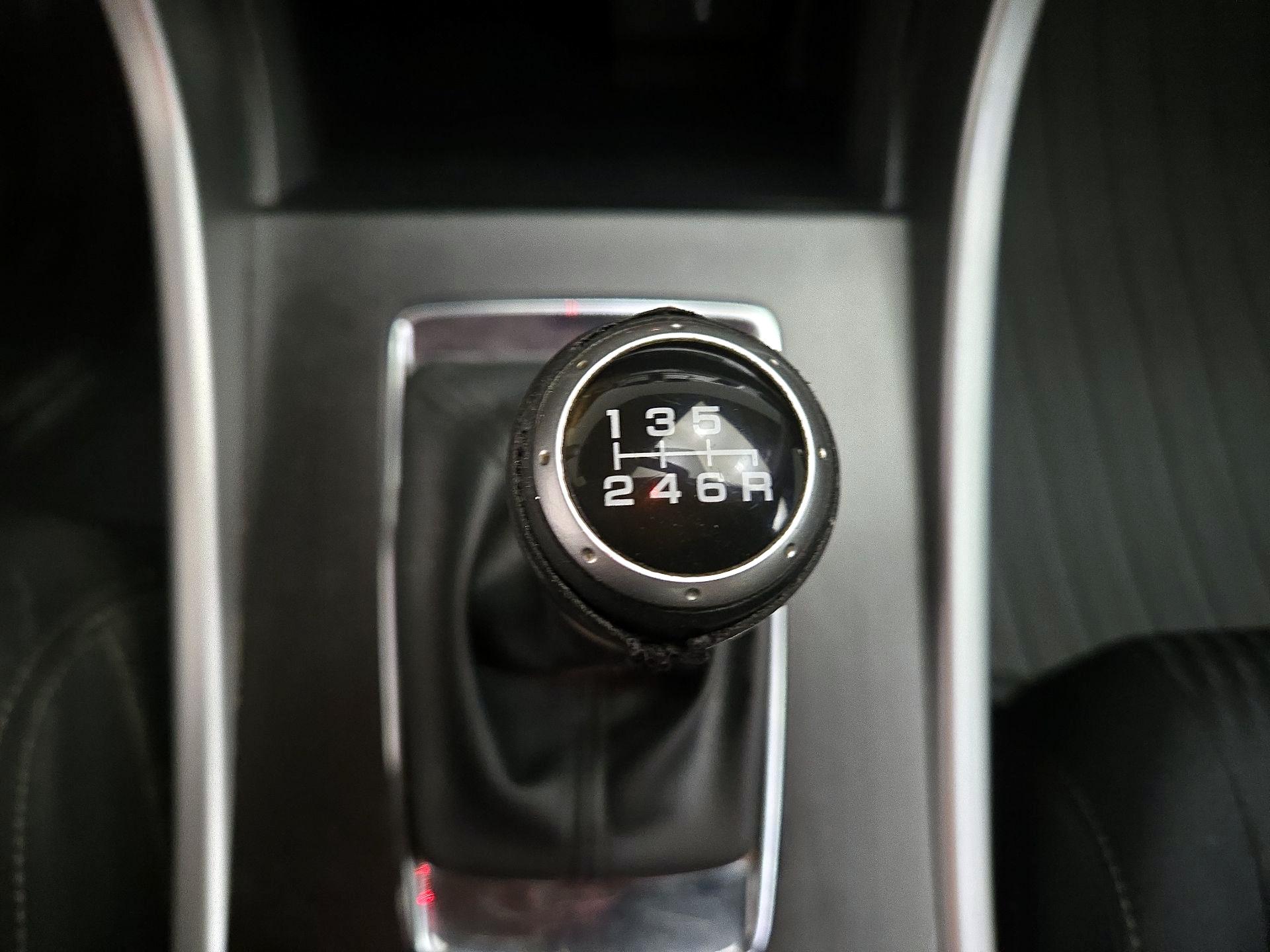 Thumbnail: 2015 Honda Accord - 16