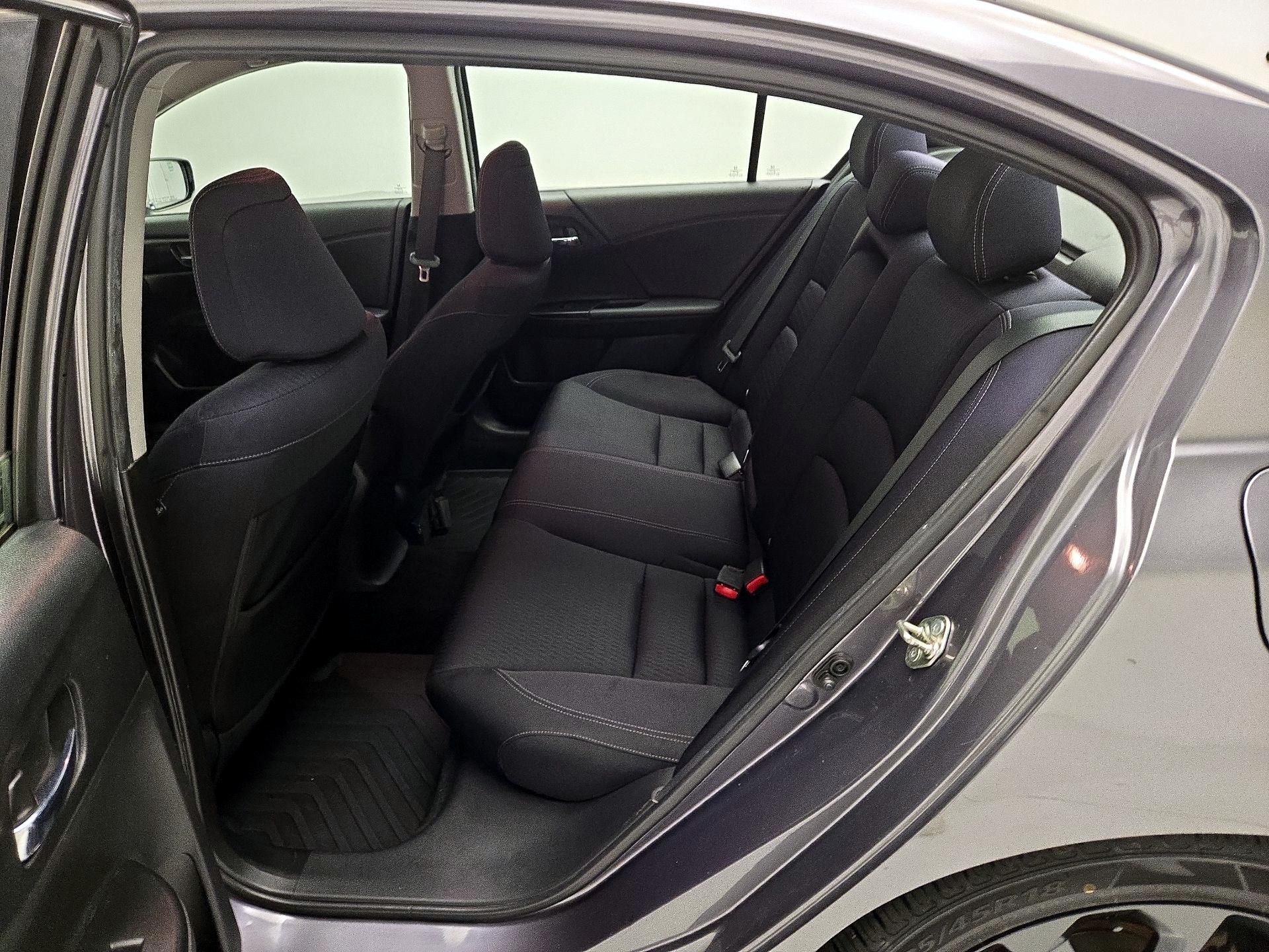 Thumbnail: 2015 Honda Accord - 18