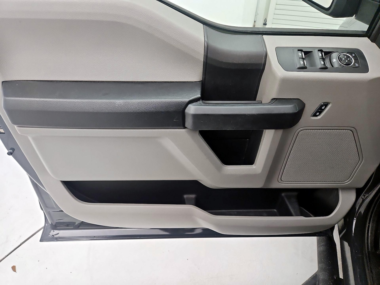 2016 Ford F-150 XL - Photo 13