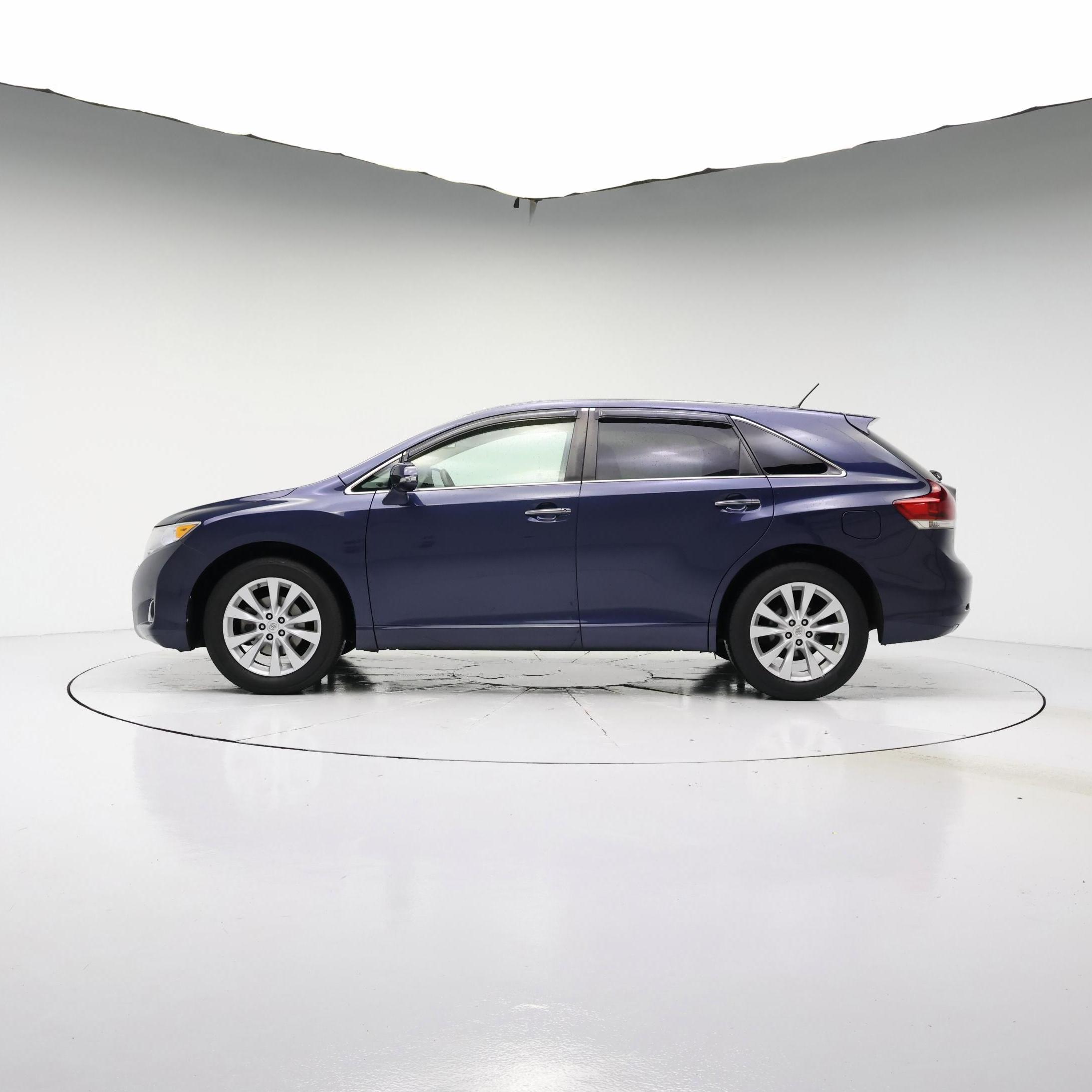 Thumbnail: 2015 Toyota Venza - 3