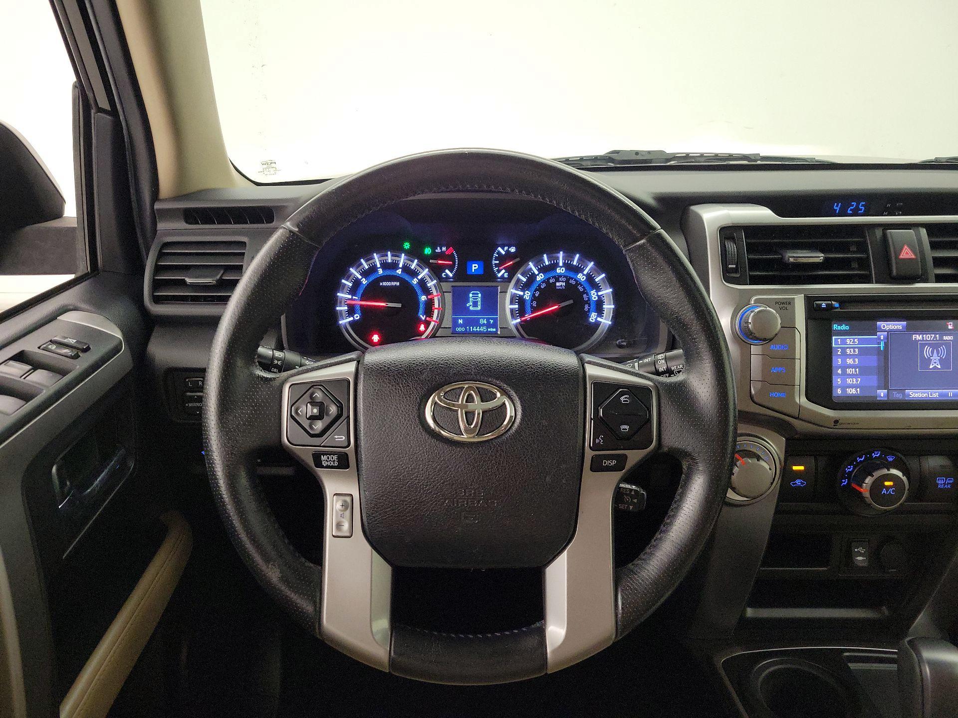 Thumbnail: 2014 Toyota 4Runner - 10