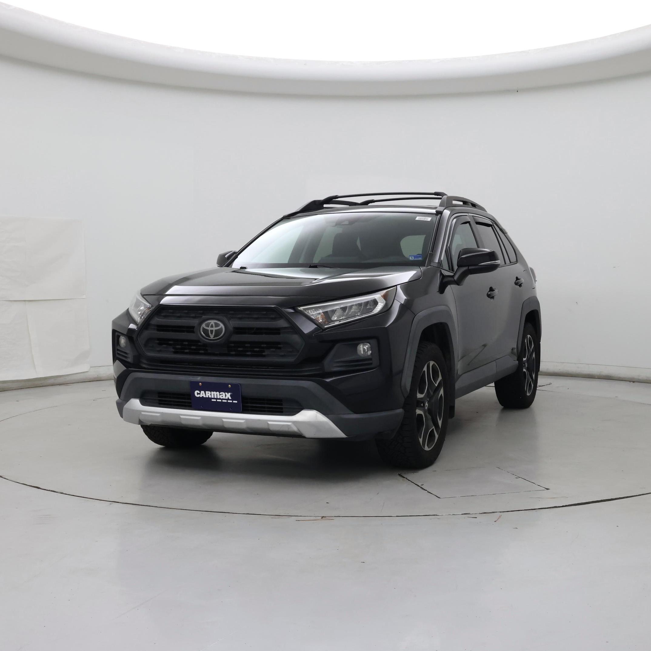 Thumbnail: 2019 Toyota RAV4 - 4