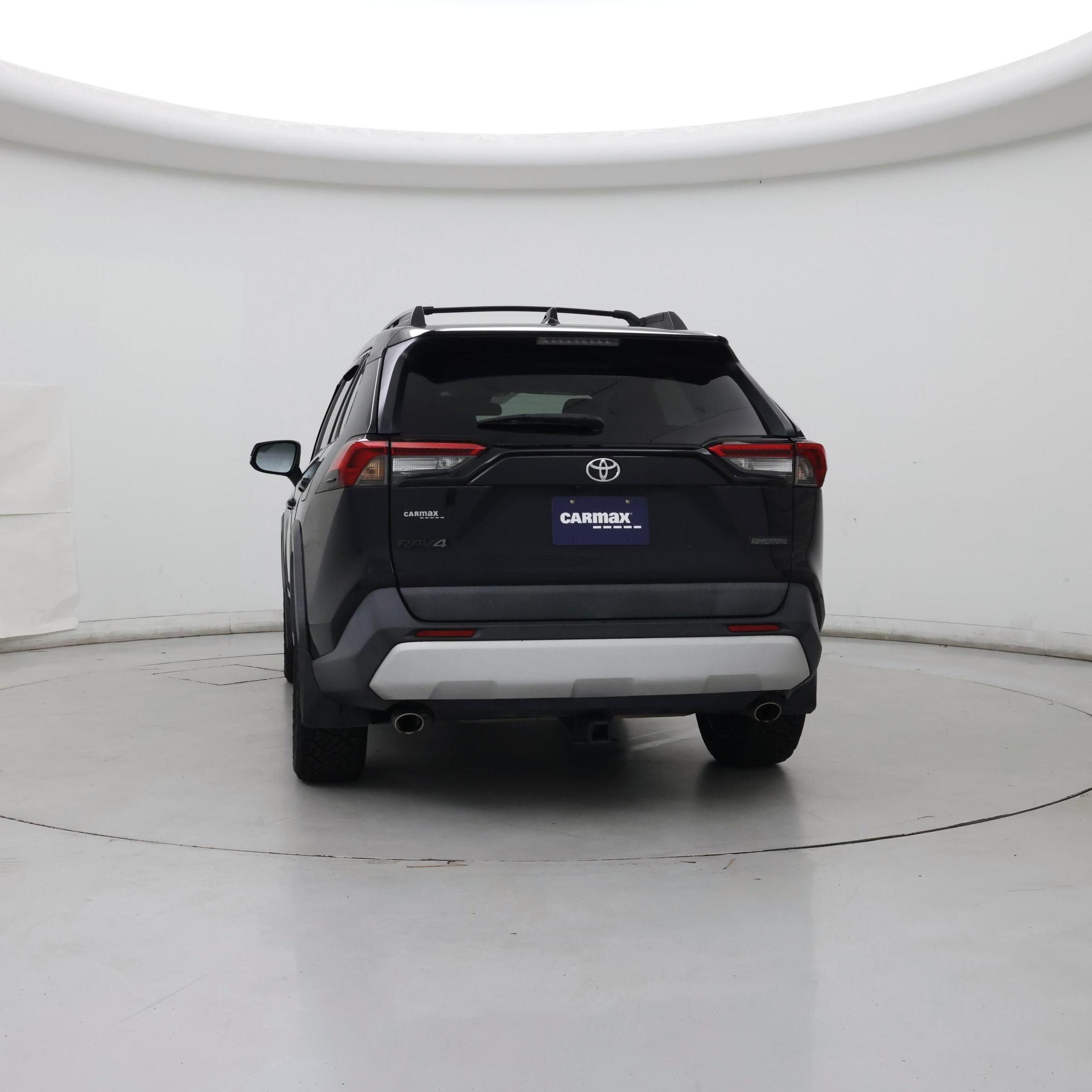 Thumbnail: 2019 Toyota RAV4 - 6