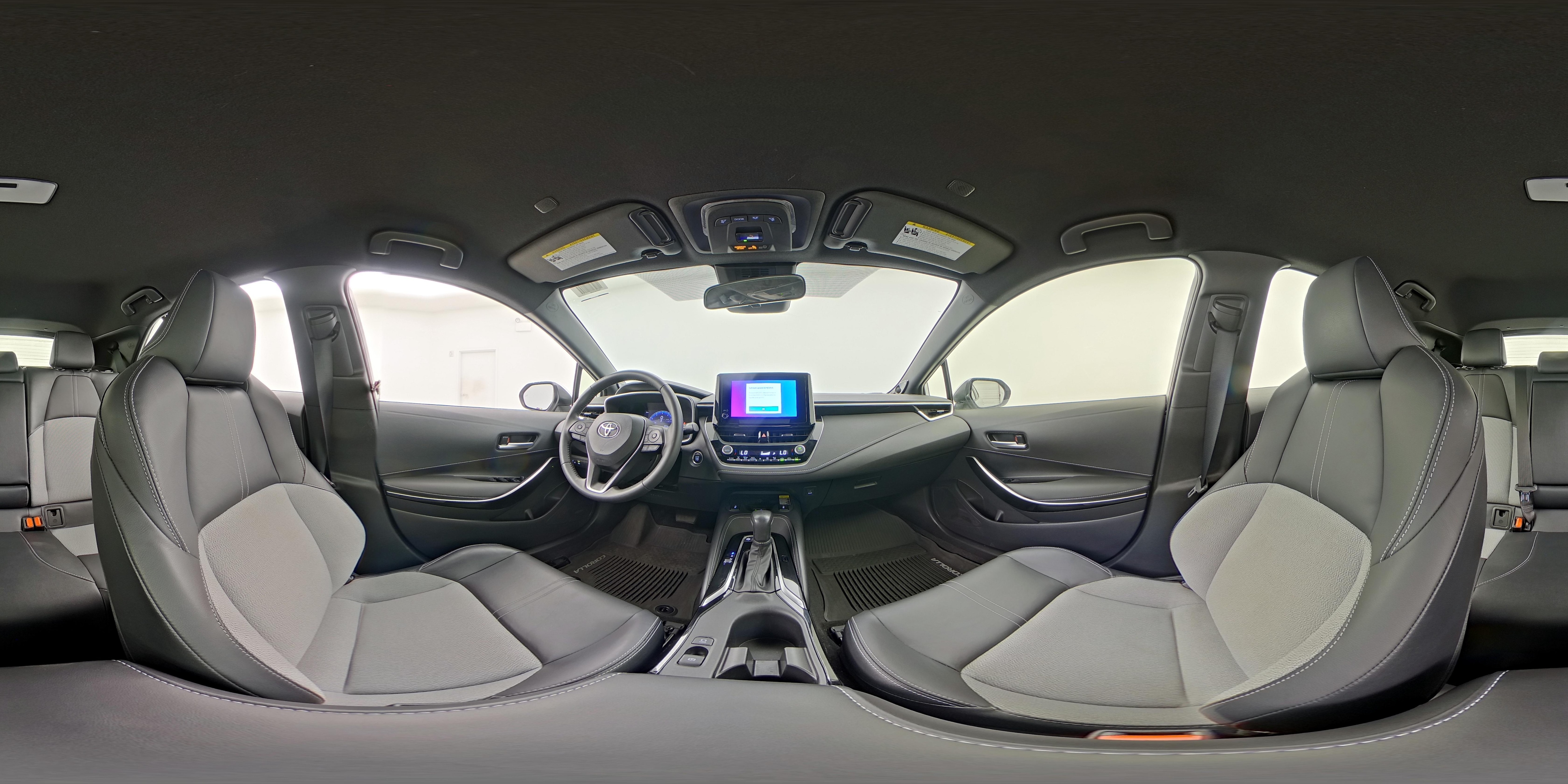 2023 Toyota Corolla Hatchback XSE - Photo 24