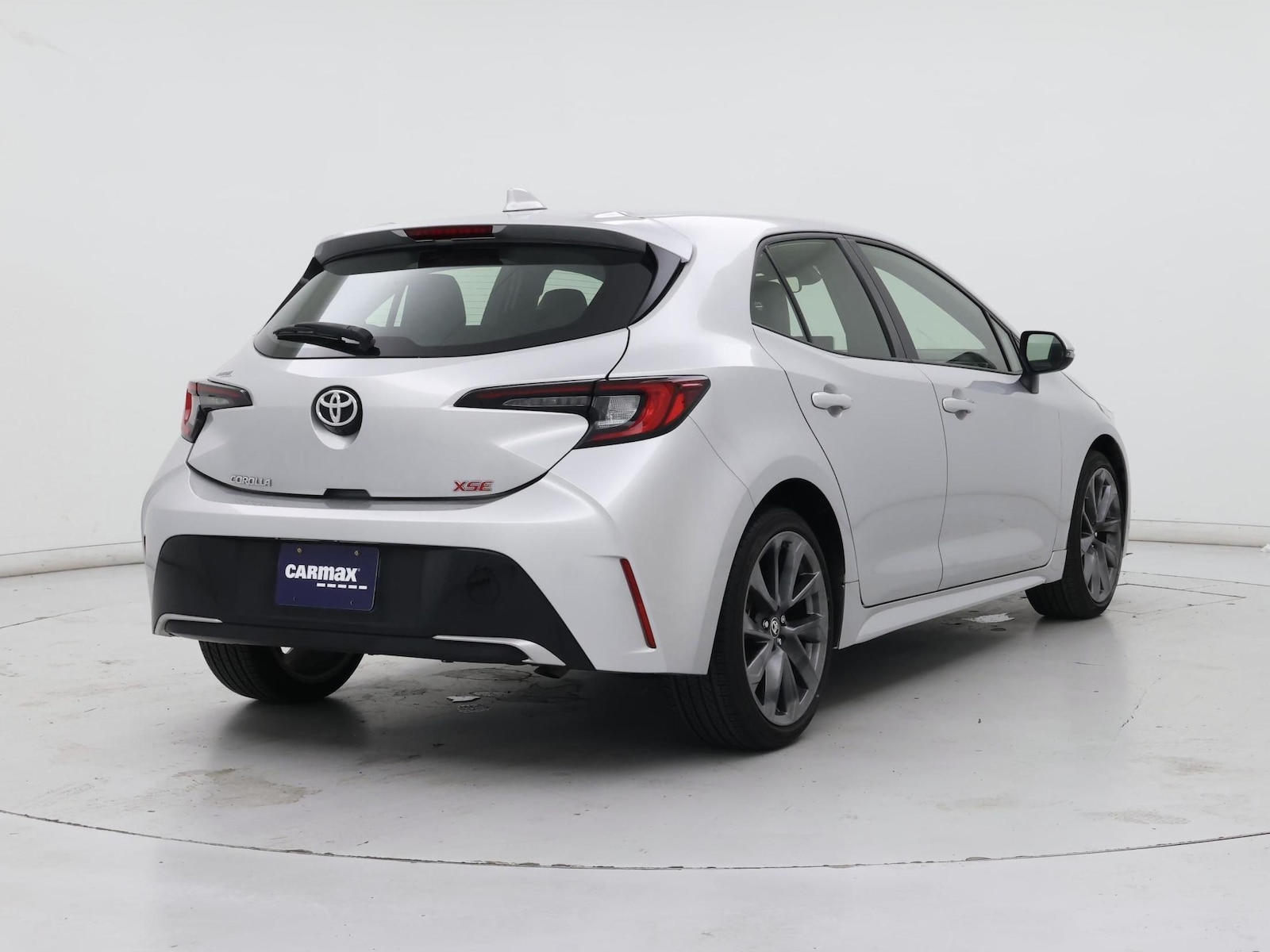 2023 Toyota Corolla Hatchback XSE - Photo 9