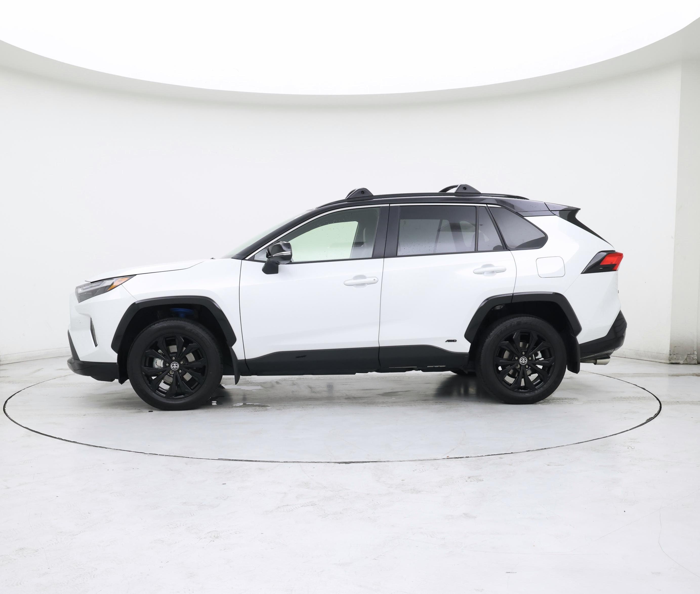 Thumbnail: 2025 Toyota RAV4 - 3