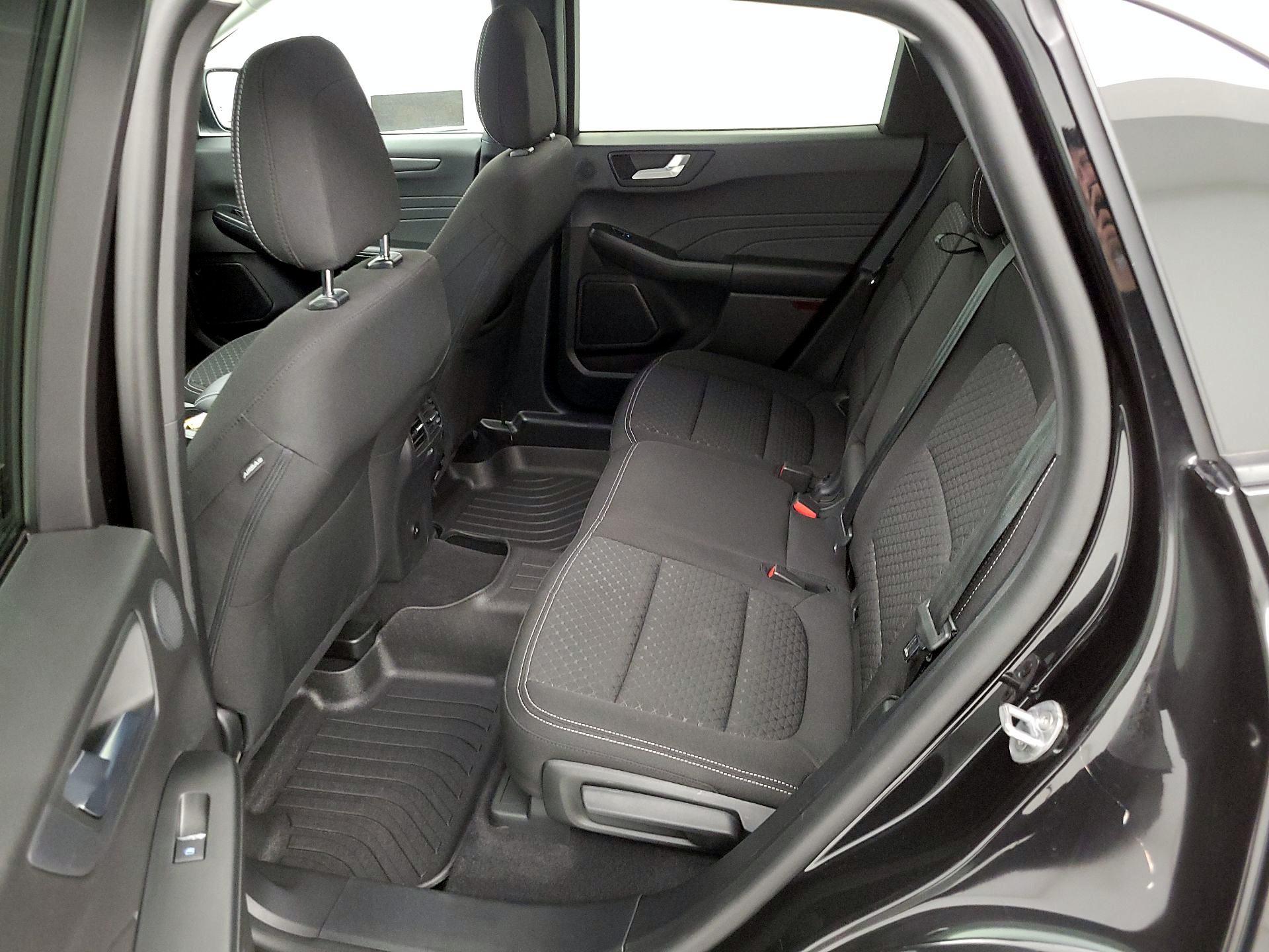 Thumbnail: 2023 Ford Escape - 20
