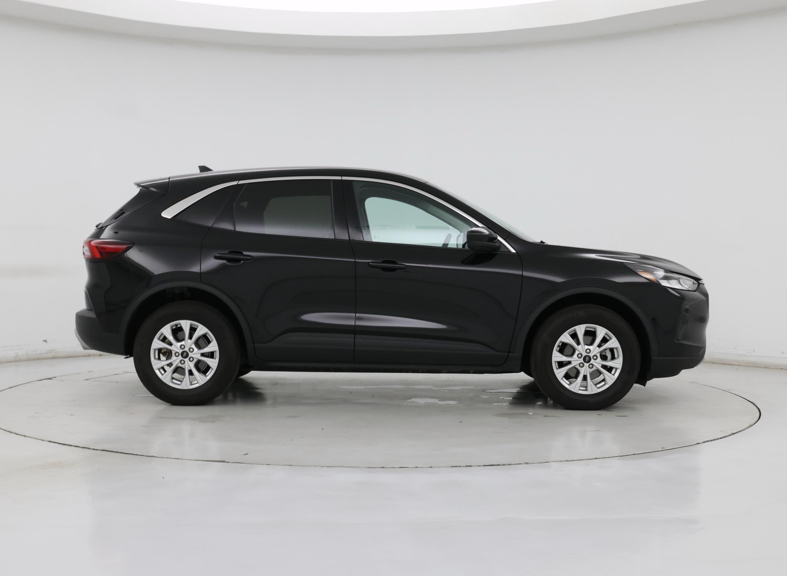 Thumbnail: 2023 Ford Escape - 7