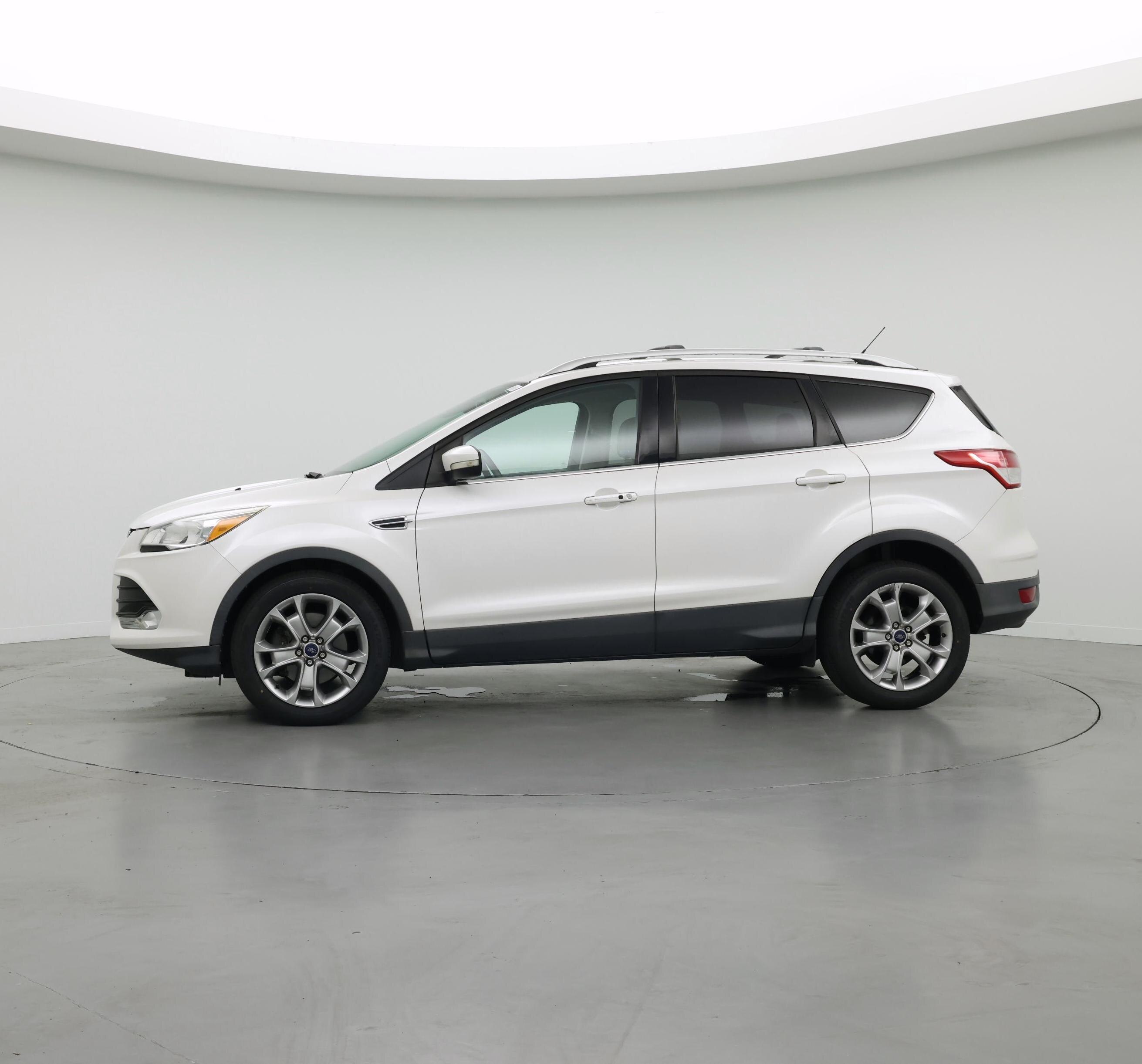 Thumbnail: 2015 Ford Escape - 3
