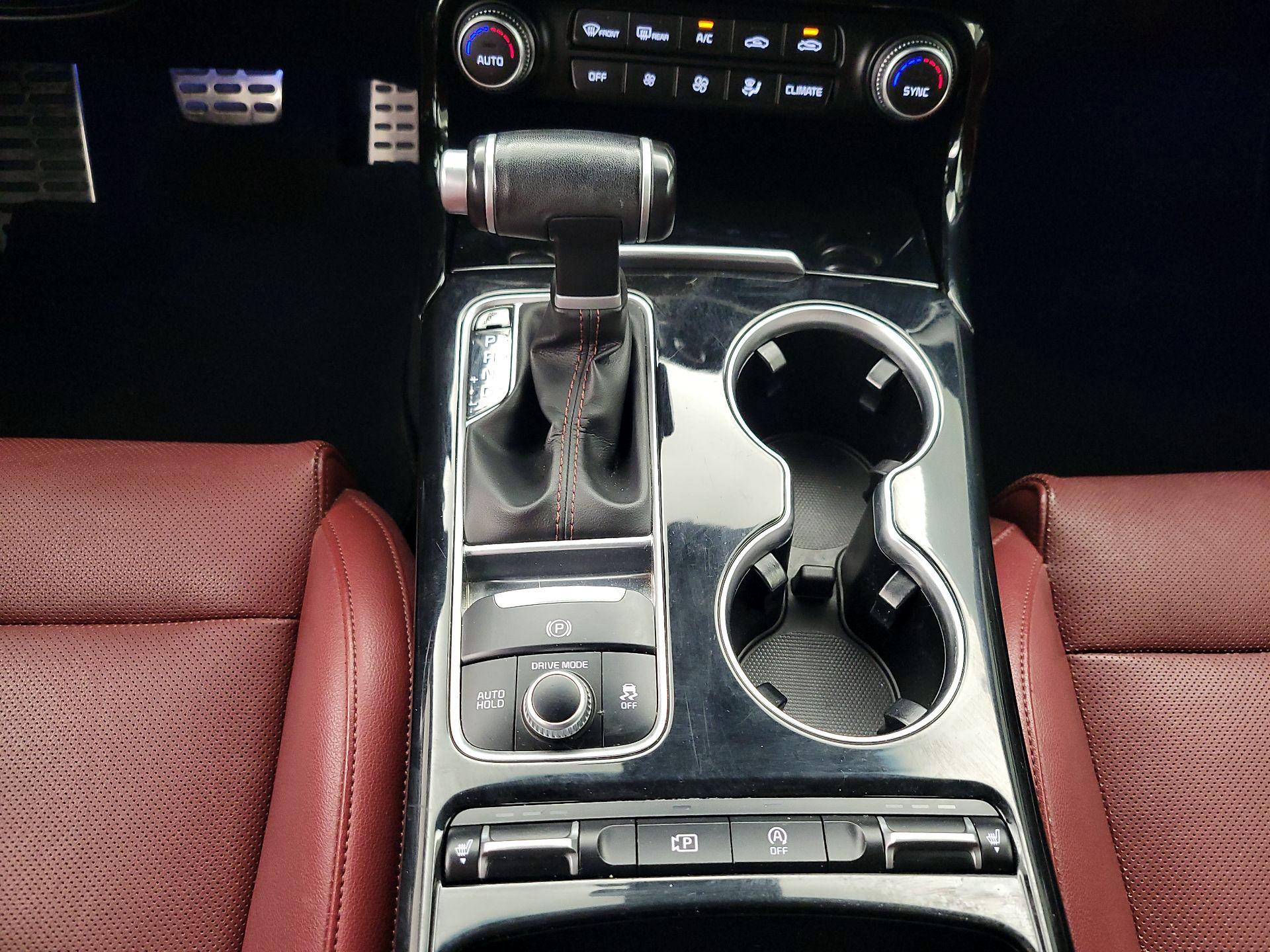 Thumbnail: 2022 Kia Stinger - 18