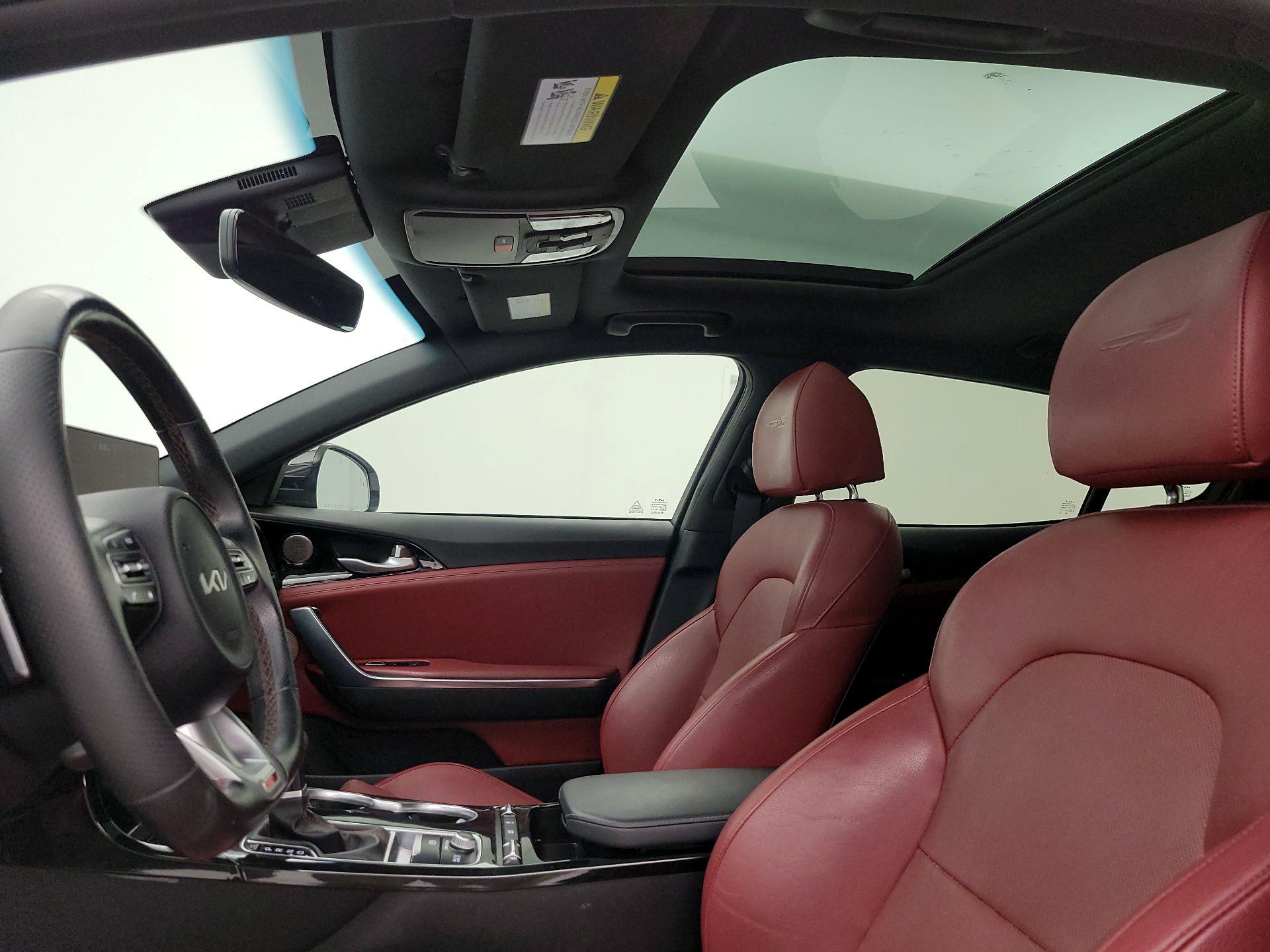 Thumbnail: 2022 Kia Stinger - 20