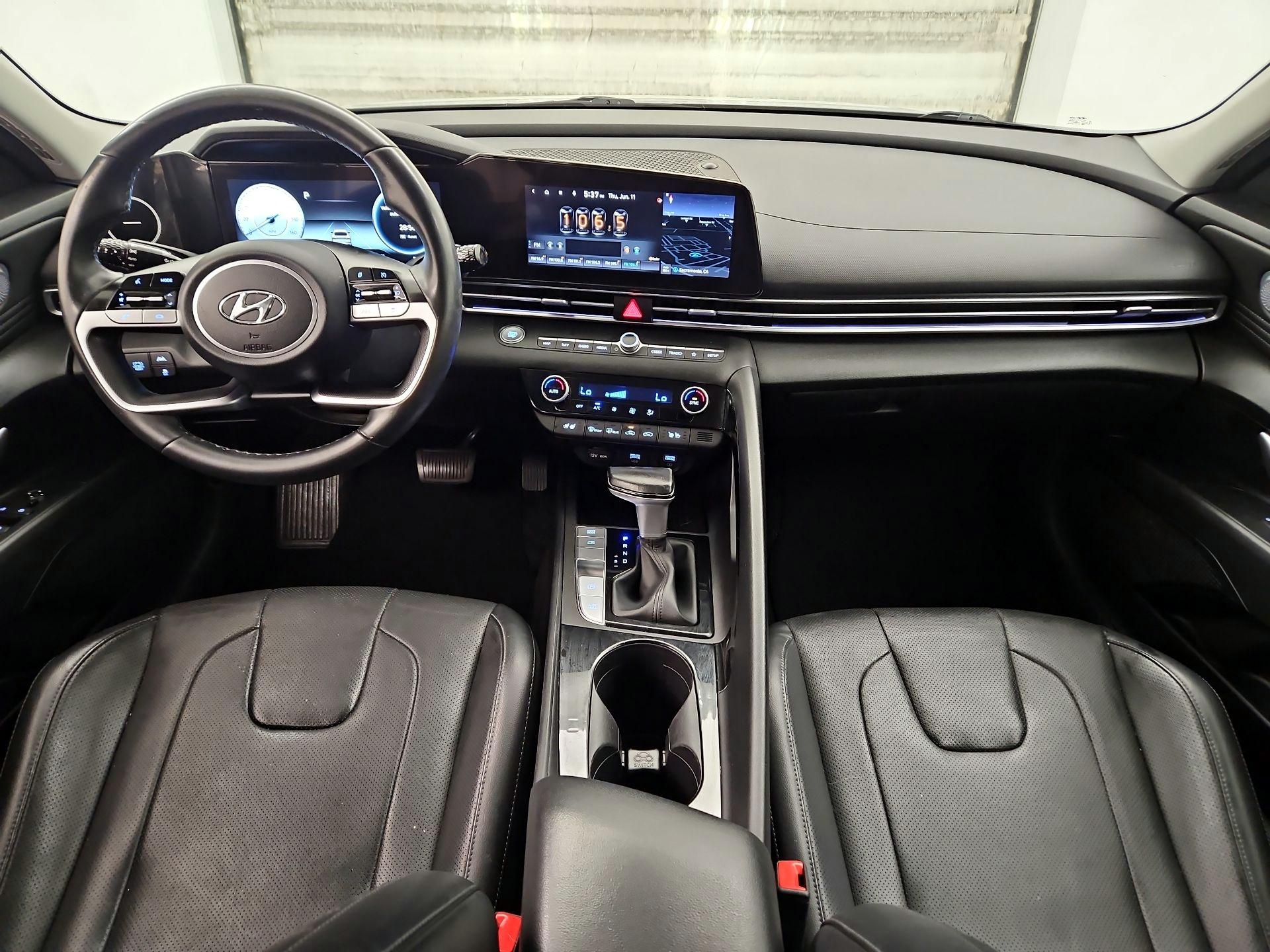 Thumbnail: 2022 Hyundai Elantra - 9