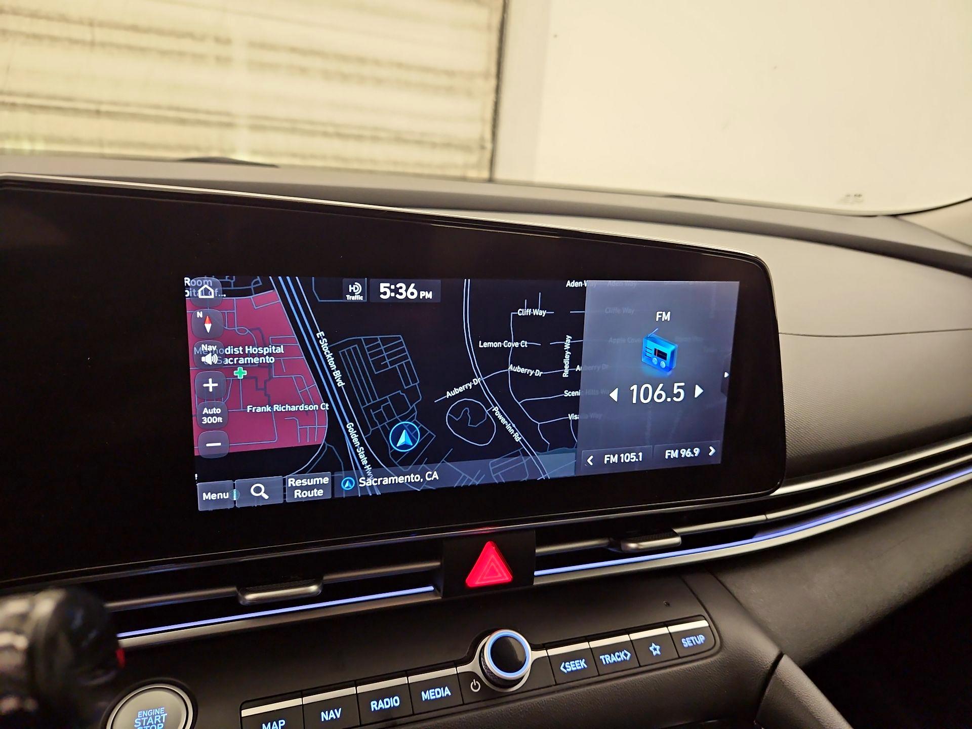 Thumbnail: 2022 Hyundai Elantra - 14