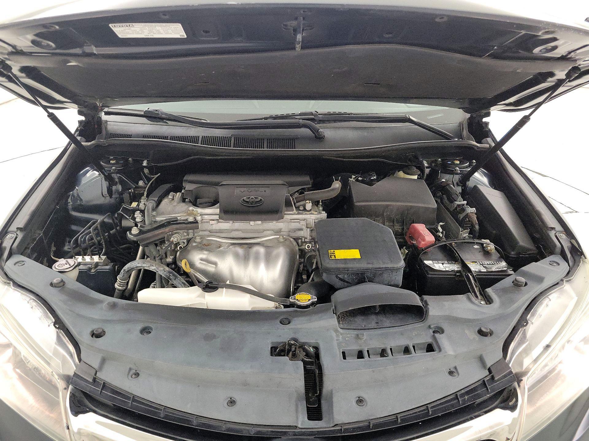 Thumbnail: 2015 Toyota Camry - 20