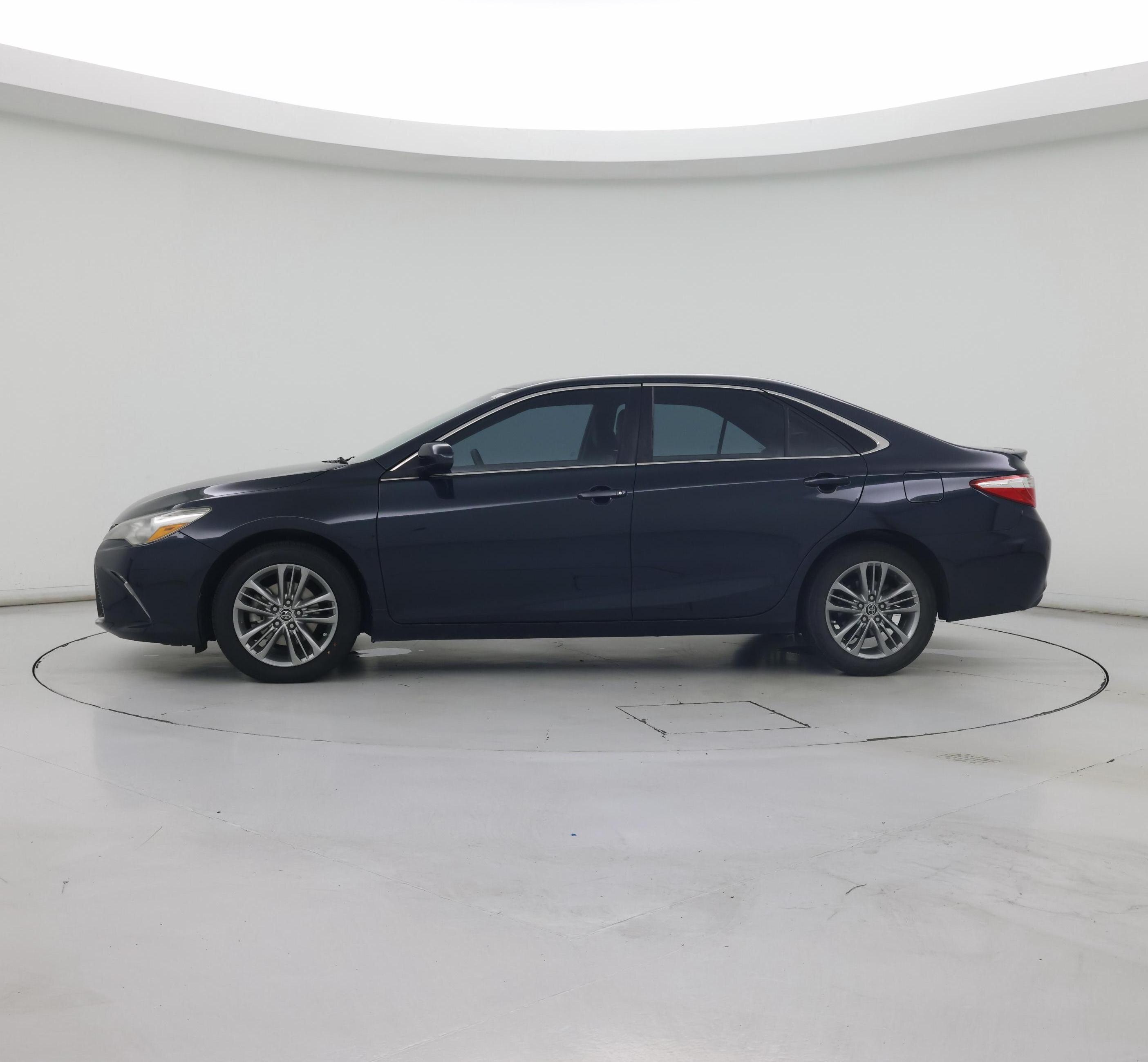 Thumbnail: 2015 Toyota Camry - 3