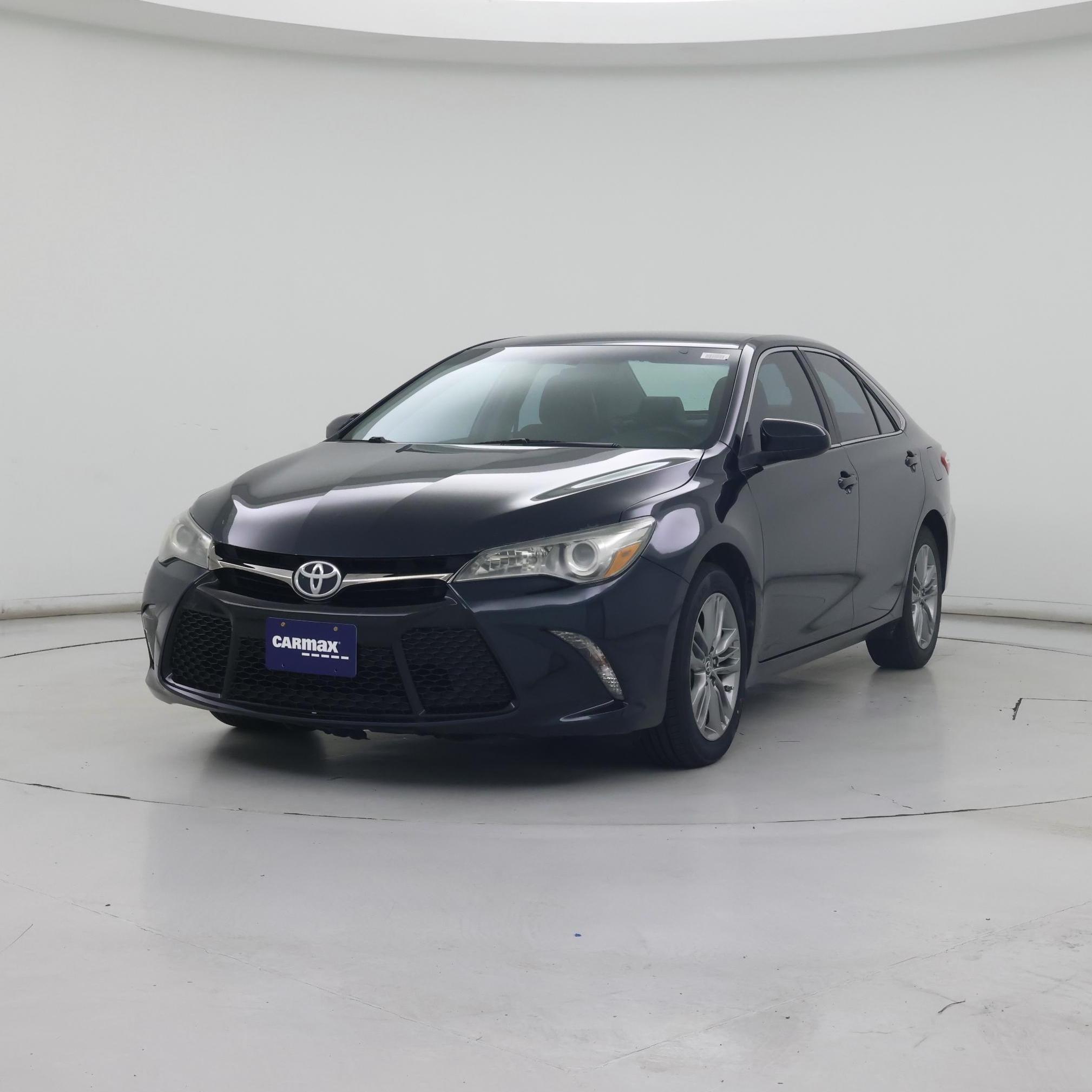 Thumbnail: 2015 Toyota Camry - 4