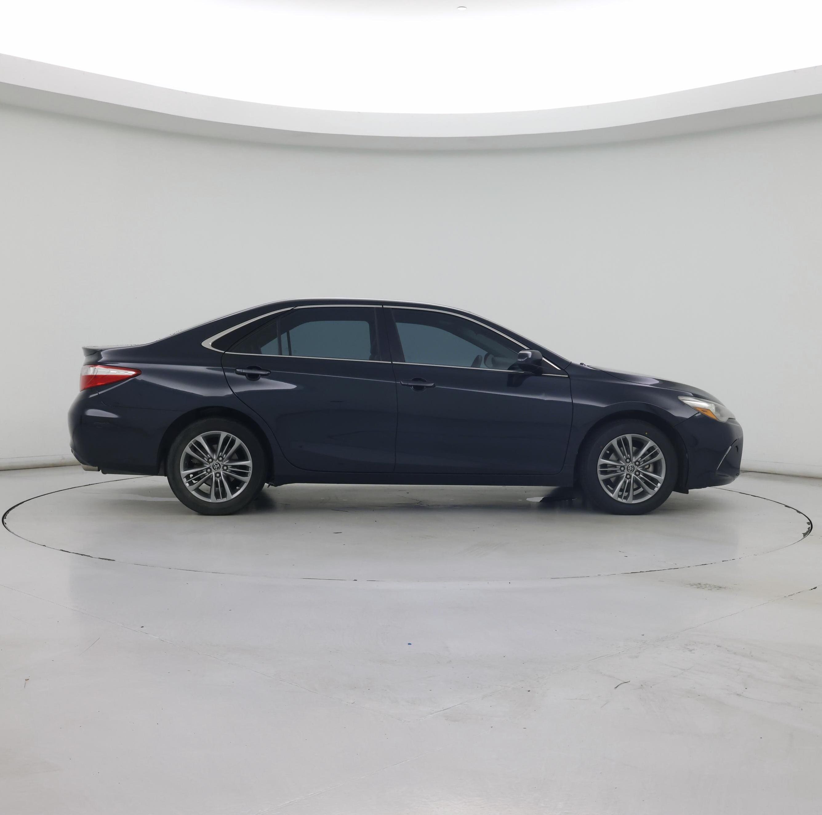 Thumbnail: 2015 Toyota Camry - 7