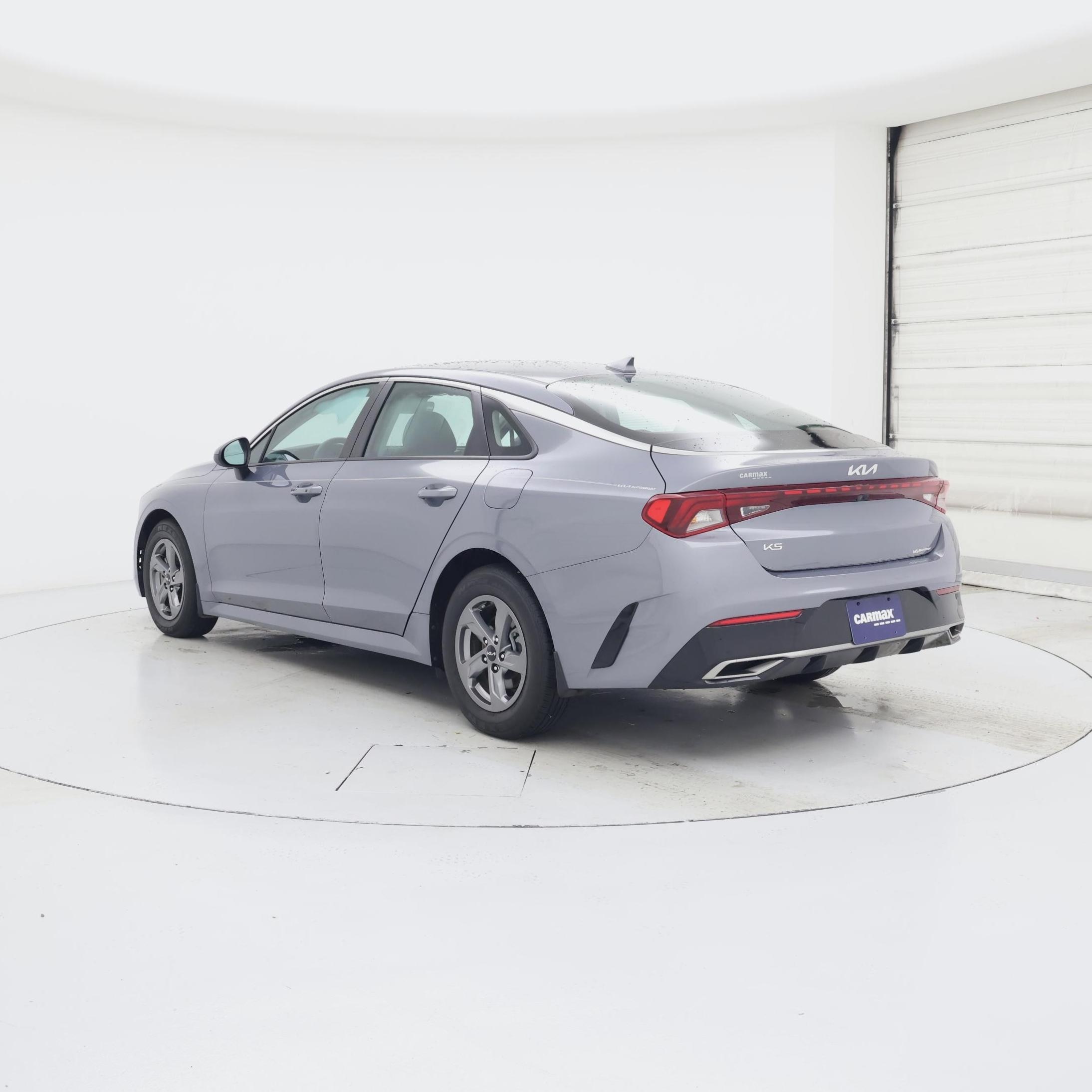 Thumbnail: 2023 Kia K5 - 2